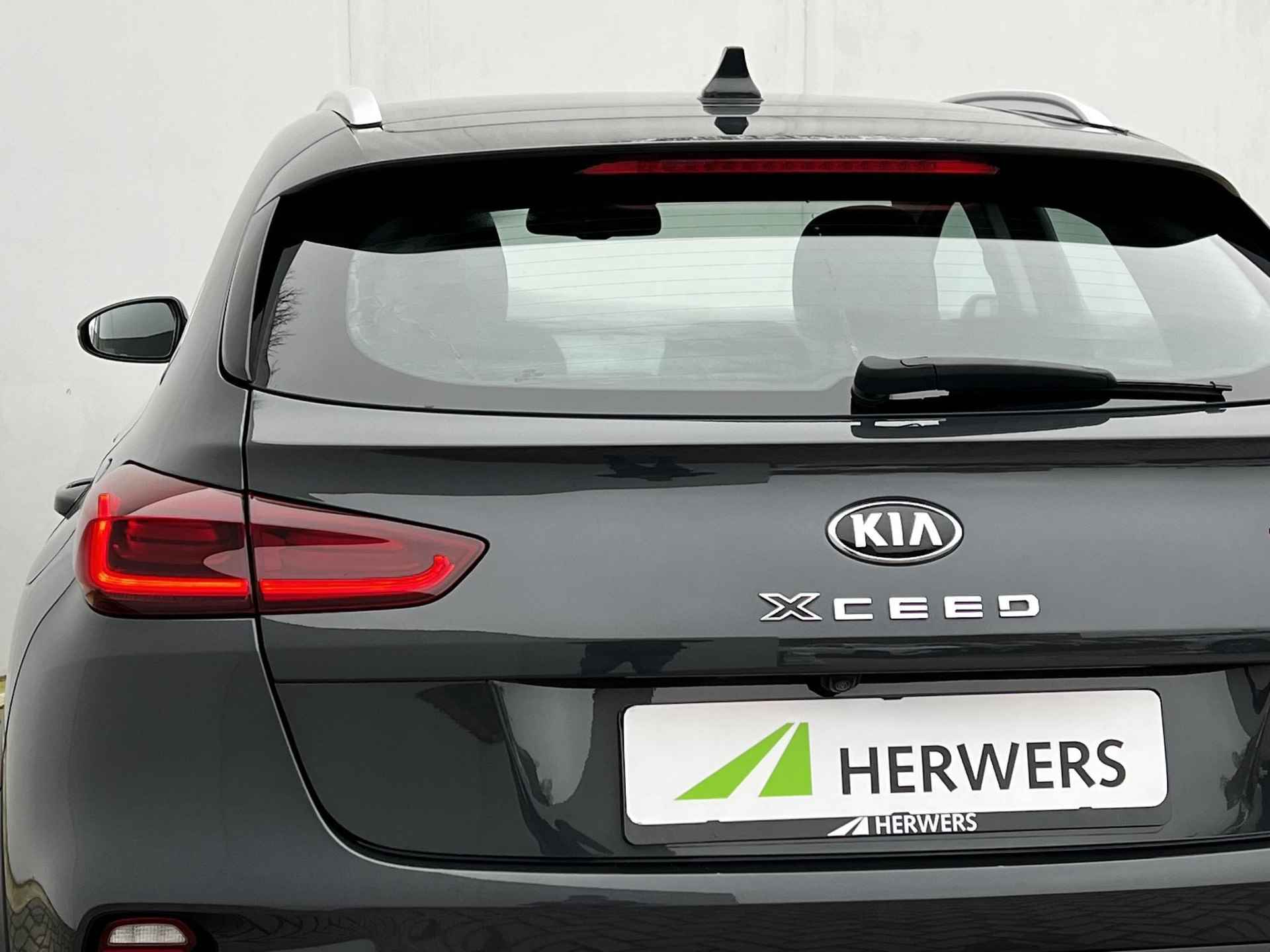 Kia XCeed 1.6 GDi PHEV DynamicLine Automaat / Dealer onderhouden / / EAER bereik 48 km / Navigatie / Stuur- en stoelverwarming / Apple Carplay Android / - 48/51