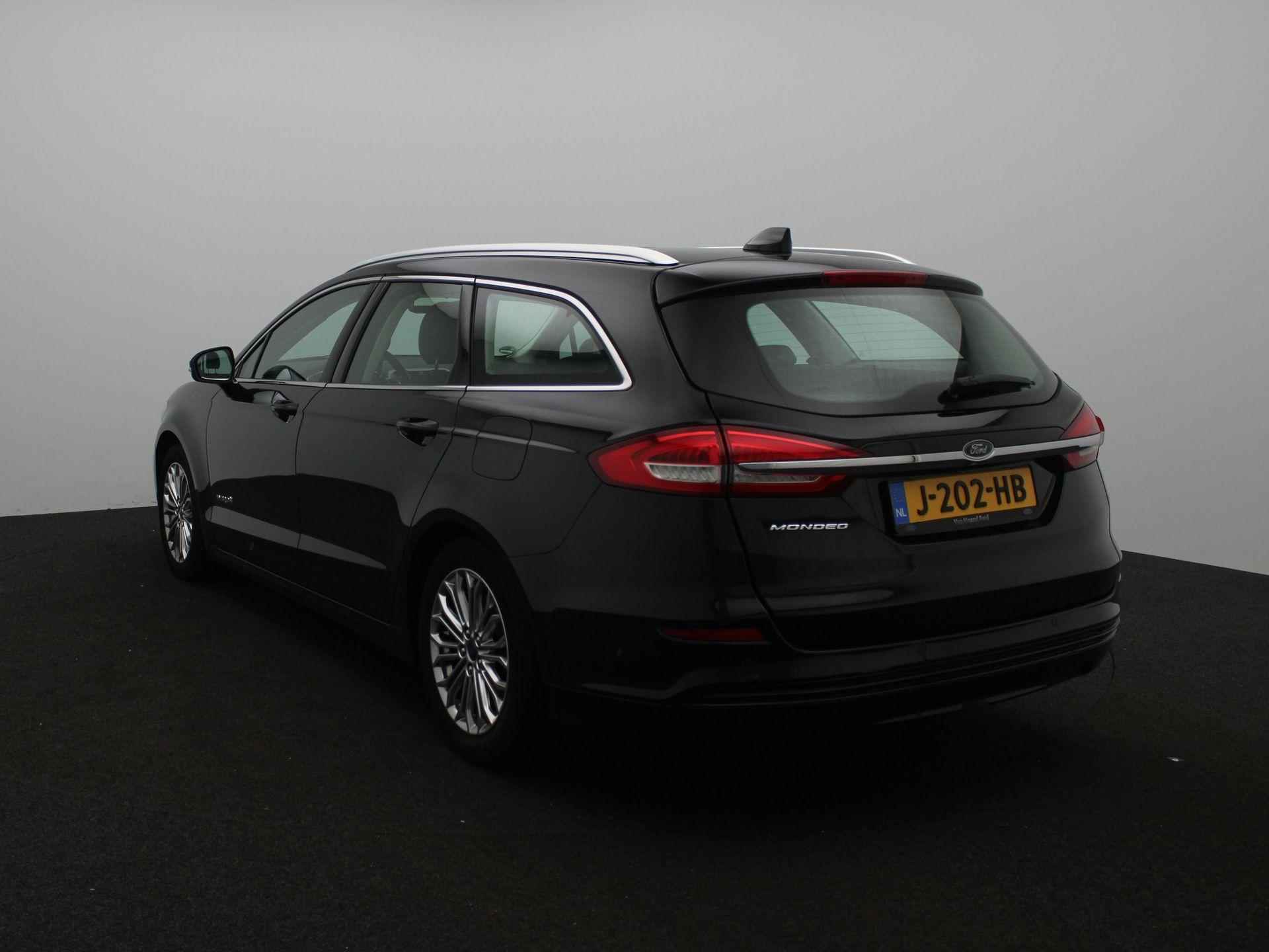 Ford Mondeo Wagon 2.0 IVCT HEV Titanium | Navigatie | Adaptive cruise | Panoramadak | Trekhaak | Leder - 3/31