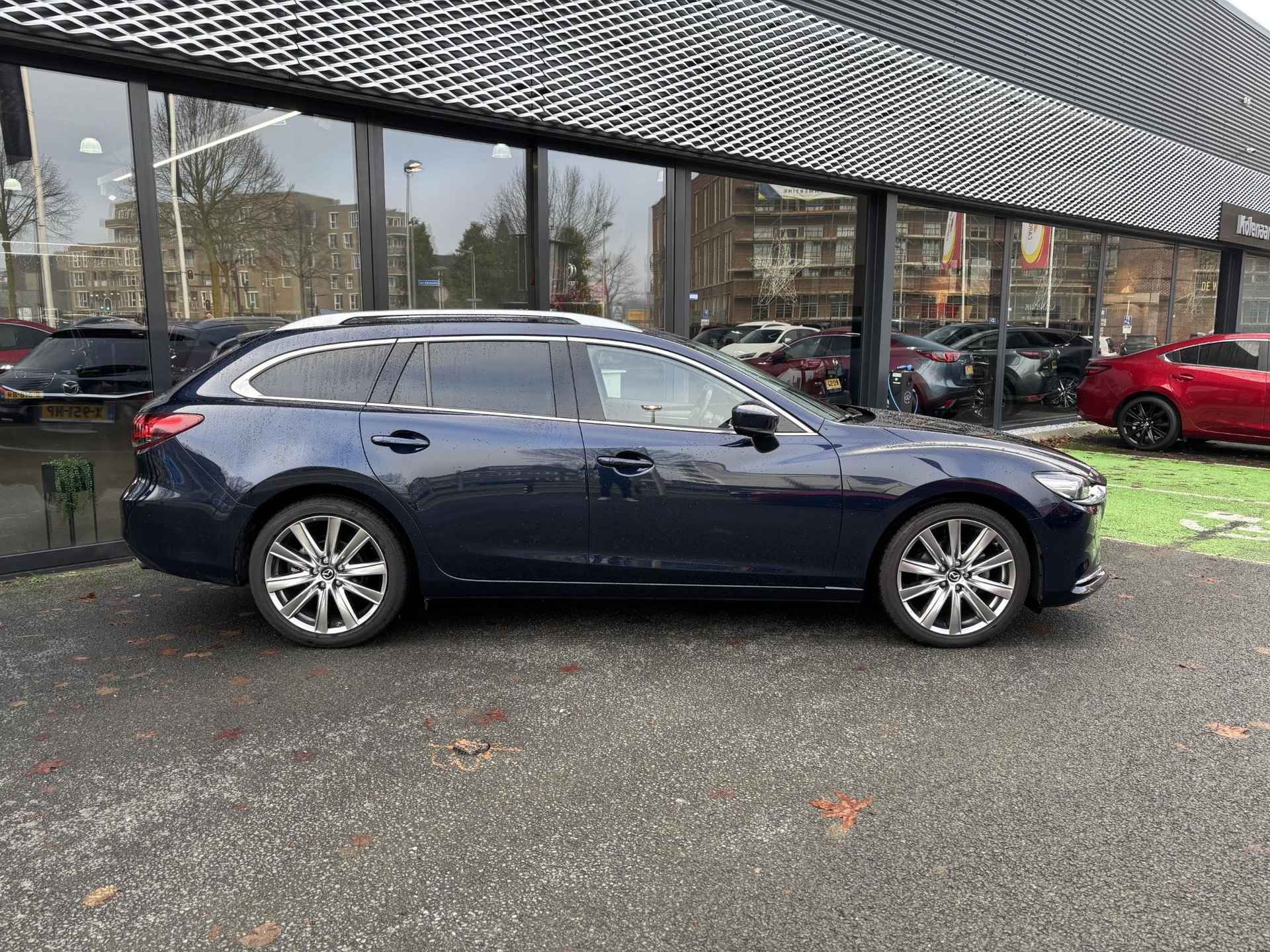 Mazda 6 Sportbreak Automaat 2.0 Sky-G 165 Exclusive-Line /1e eigenaar/Dealeronderhouden/Navi/HUD/Keyless/ECC/Leder/CarPlay/360 camera - 2/36