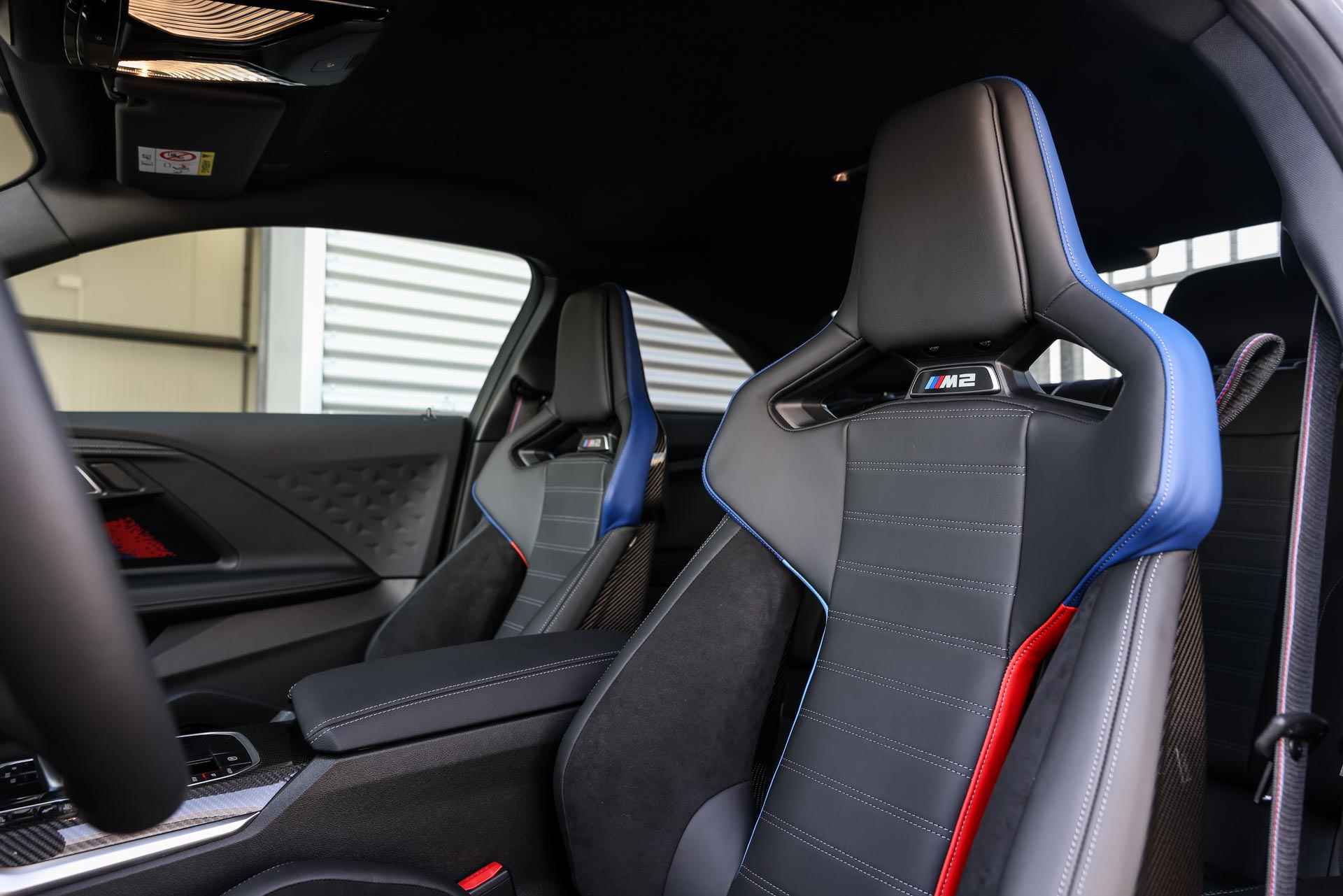 BMW 2 Serie Coupé M2 High Executive Automaat / M Drive Professional / M Carbon kuipstoelen / Adaptieve LED / Adaptief M Onderstel / Active Cruise Control / M Compound remsysteem - 13/43