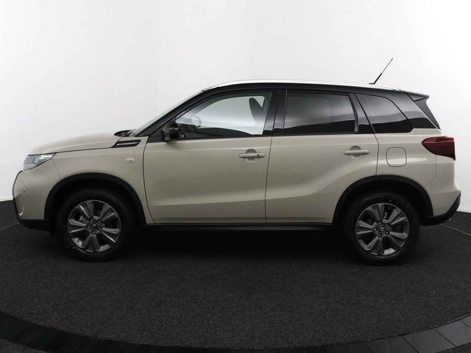 Suzuki Vitara 1.4 Boosterjet Select Smart Hybrid | Nieuwe Auto | Keyless Entry | Parkeersensoren Achter | 6 Jaar Garantie | Navigatie | - 6/36