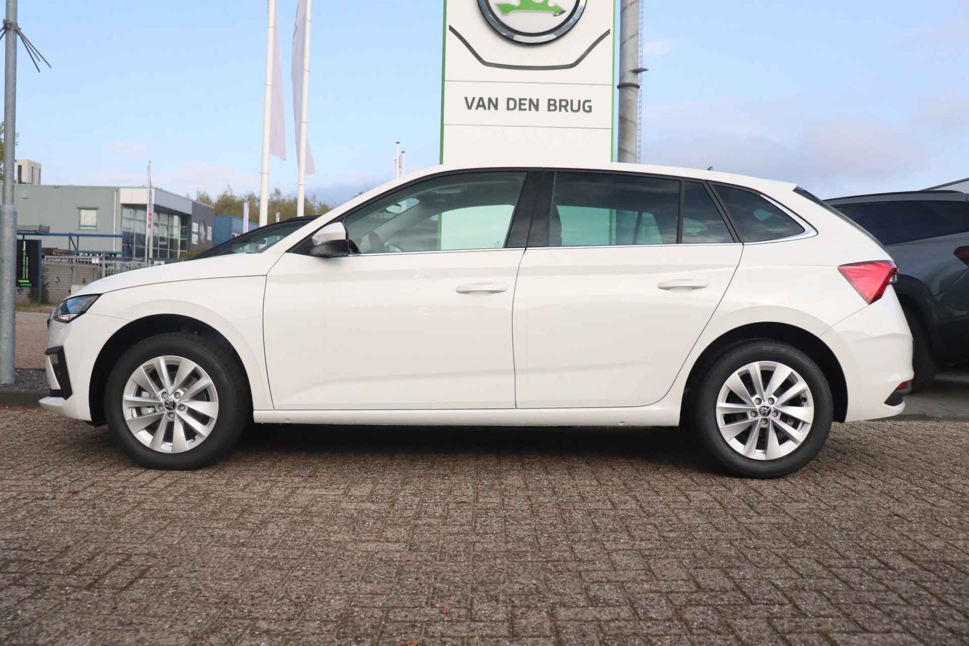 Škoda Scala 1.0 TSI 115pk Business Edition | Stoelverwarming | Draadloze telefoonlader, | Private lease €526 - 6/30