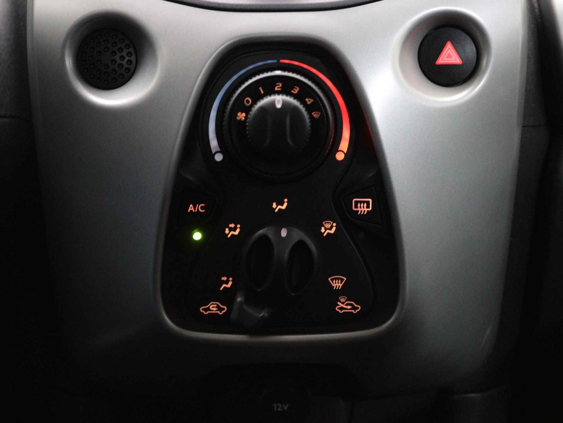 Peugeot 108 1.0 e-VTi Active | Radio | Airco | Led | - 34/35