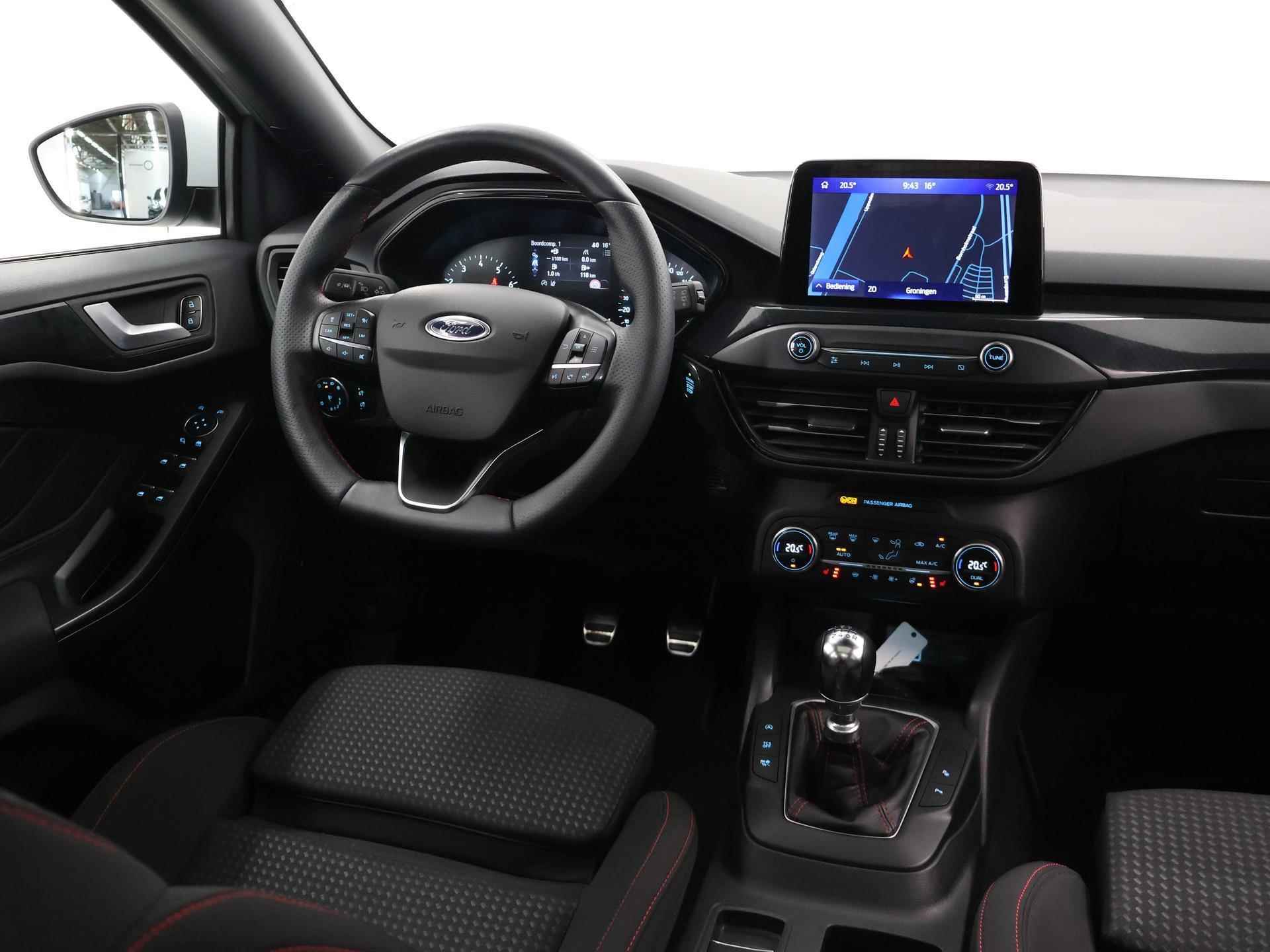 Ford Focus Wagon 1.0 EcoBoost ST Line Business | Panoramadak | Full LED koplampen | Adaptive Cruise Control | Winterpack | - 10/44