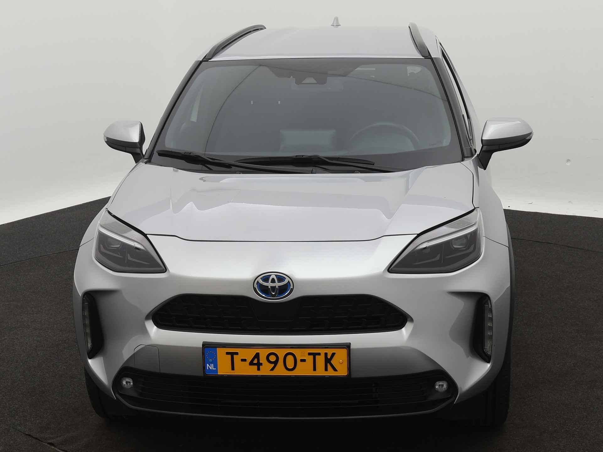 Toyota Yaris Cross 1.5 Hybrid Dynamic | Navigatie | Camera | Cruise Control Adaptief | Climate Control | LM velgen | - 28/43