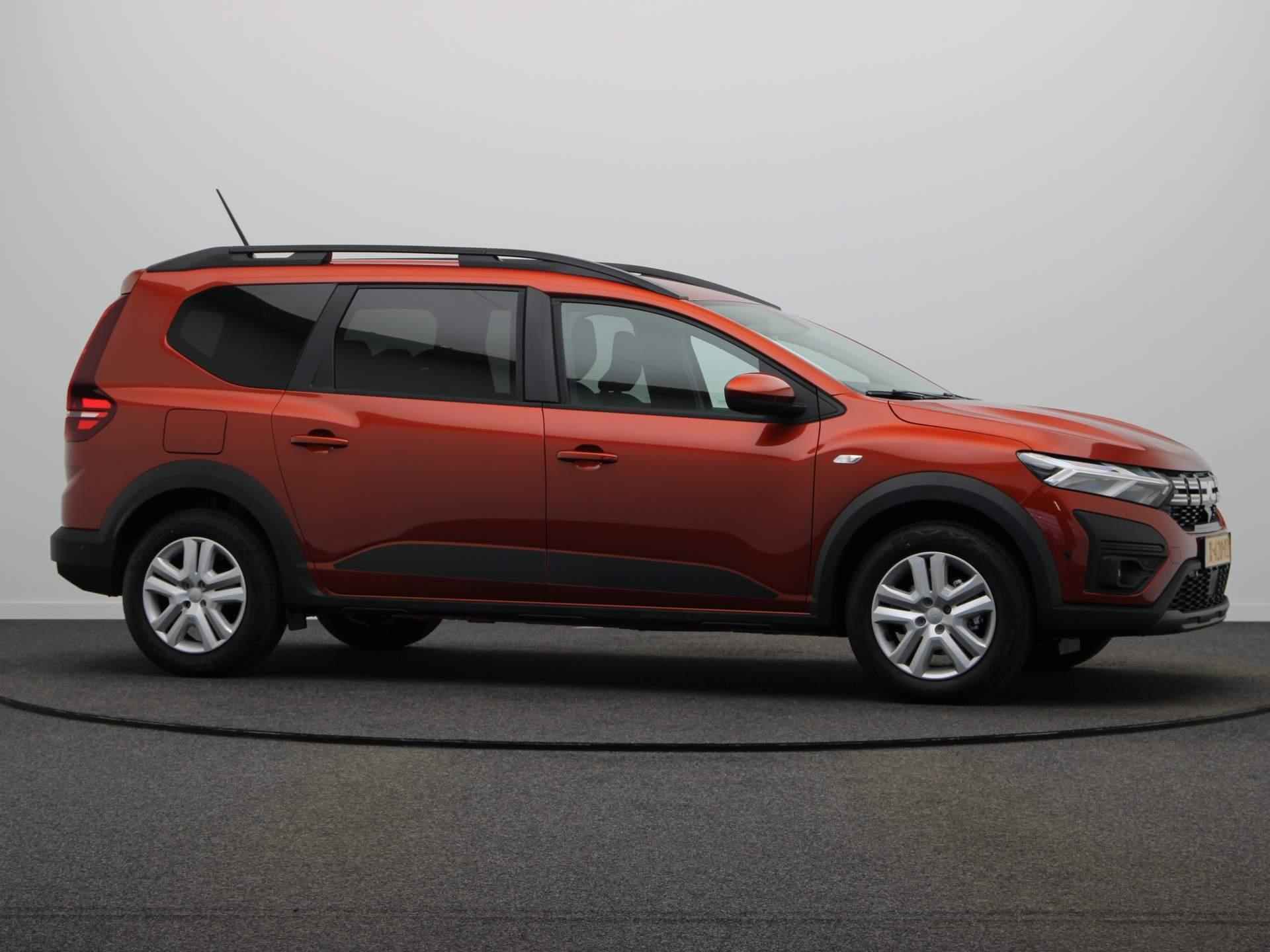 Dacia Jogger TCe 100pk ECO-G Expression 7p. | Pack Assist| Pack Medianav | Sleep pack | Pack Easy | Apple Carplay | Android Auto | - 13/38