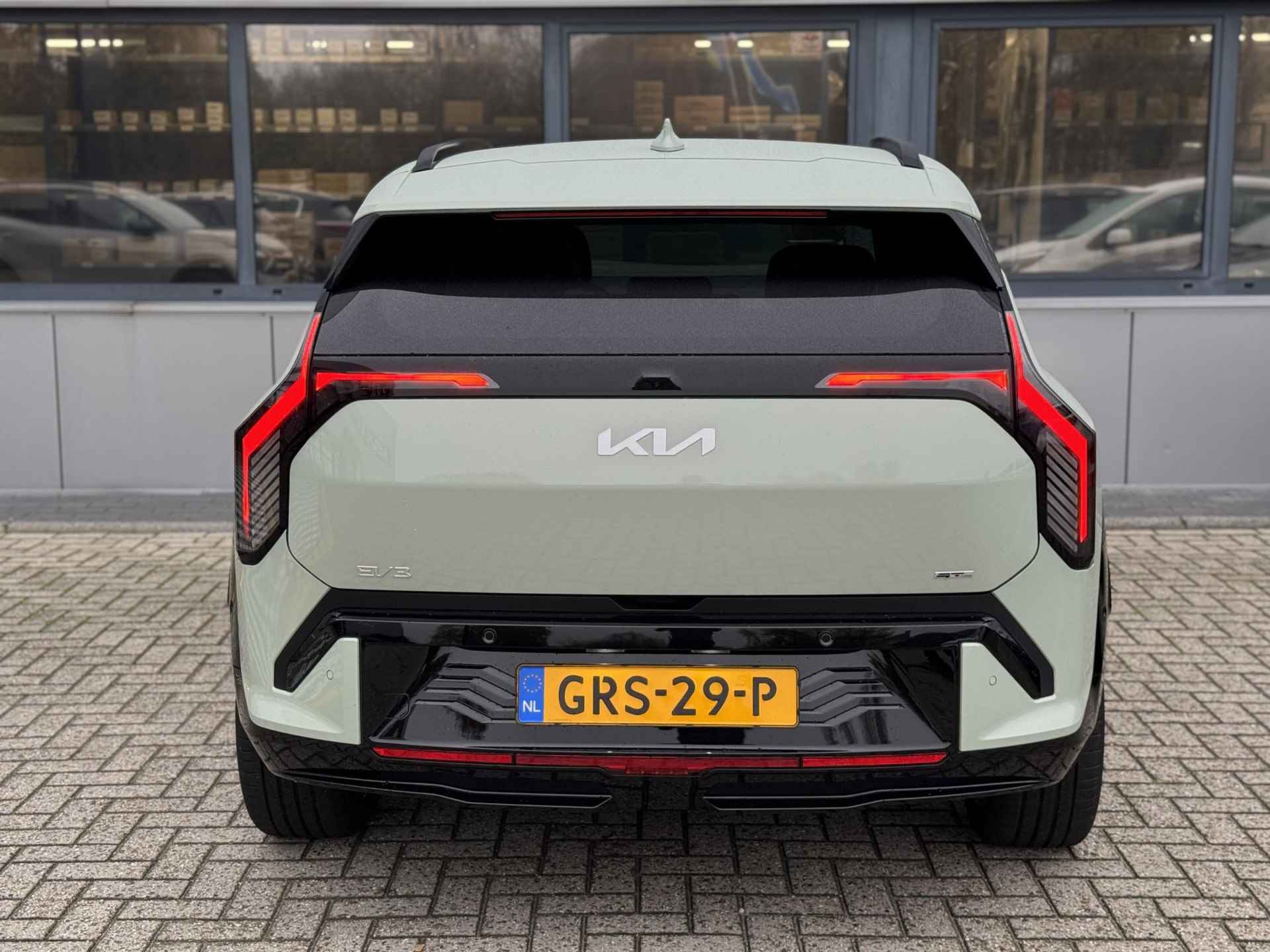 Kia EV3 GT-PlusLine 81.4 kWh - 9/51