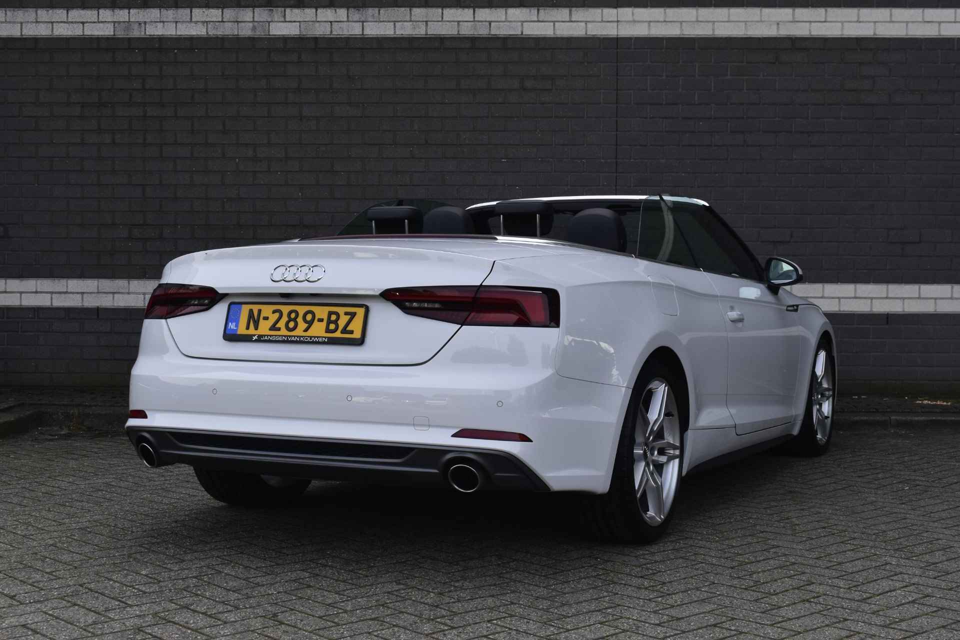 Audi A5 Cabriolet 40 TFSI Design Pro Line Plus / S-Line / Sportstoelen / Camera / Leder - 3/38