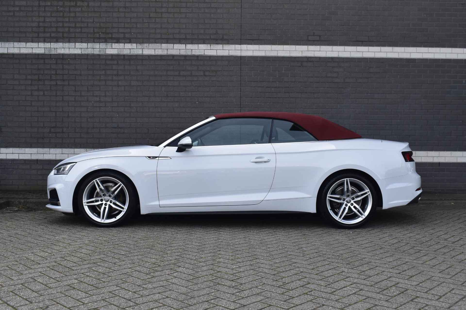 Audi A5 Cabriolet 40 TFSI Design Pro Line Plus / S-Line / Sportstoelen / Camera / Leder - 6/38