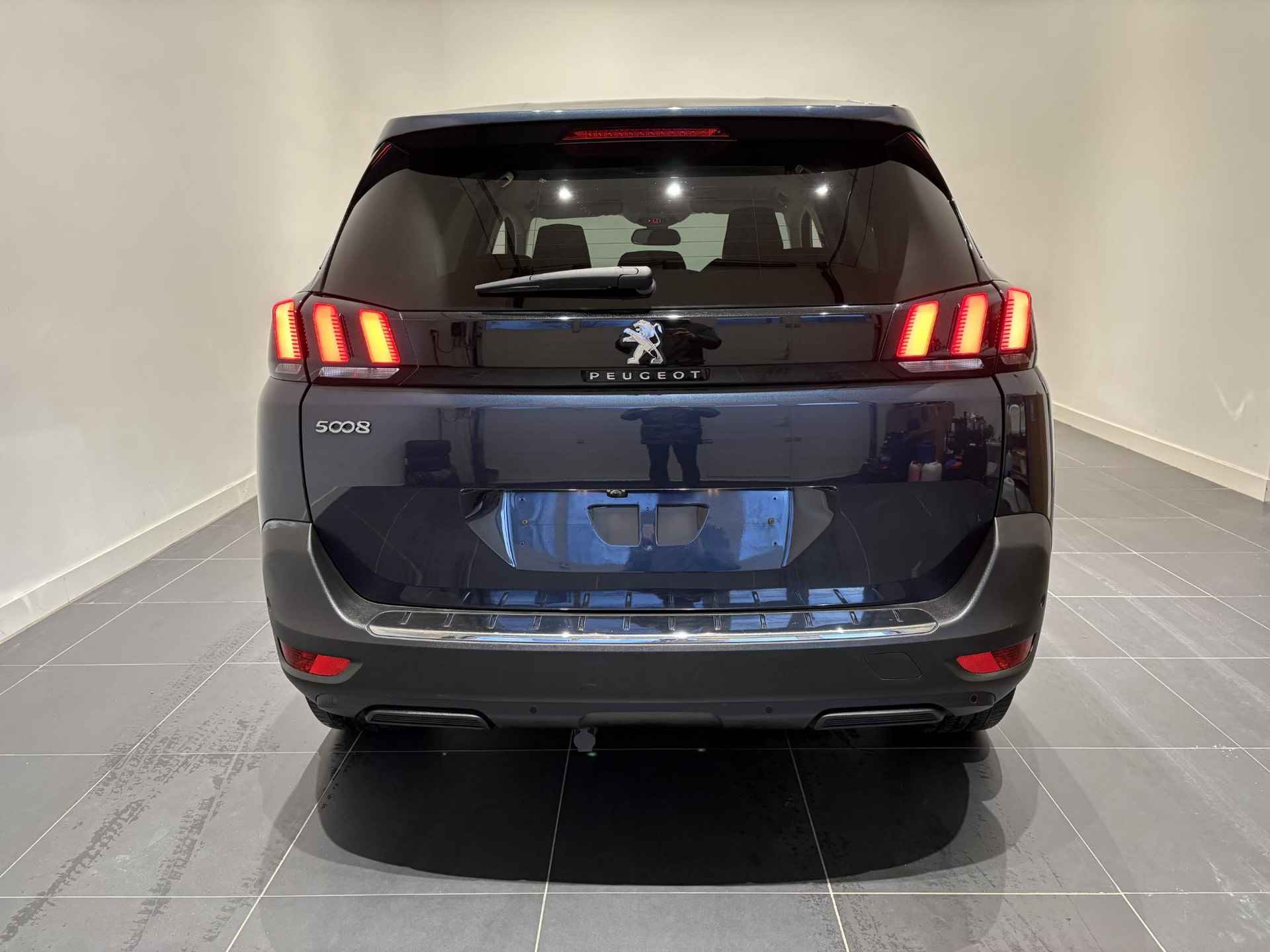 Peugeot 5008 1.2 PureTech Allure | Automaat | Navigatie | Camera | Climate control - 6/28