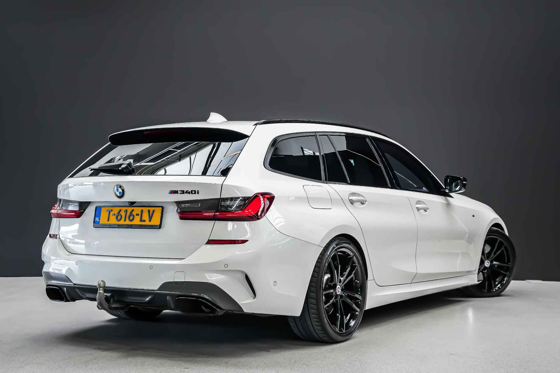 BMW 3-serie Touring M340i xDrive 450pk High Executive |stage 2 tune|laser|hud|panoramadak|vol lederen sportstoelen|memory|Harman Kardon|trekhaak|adaptive onderstel|elektrische kofferklep|adaptive cruise|rijstrook|360 camera| - 2/51