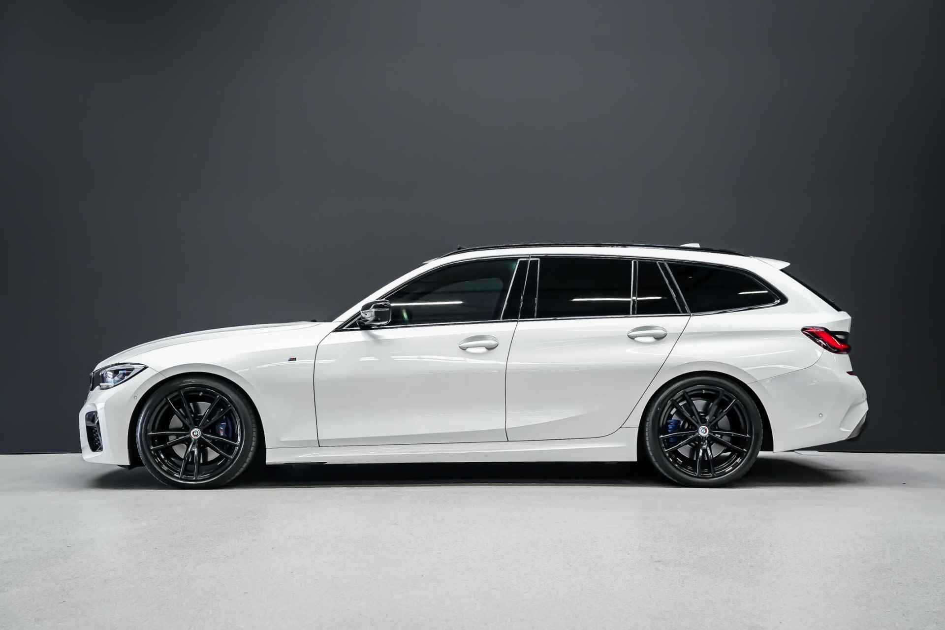 BMW 3-serie Touring M340i xDrive 450pk High Executive |stage 2 tune|laser|hud|panoramadak|vol lederen sportstoelen|memory|Harman Kardon|trekhaak|adaptive onderstel|elektrische kofferklep|adaptive cruise|rijstrook|360 camera| - 6/51