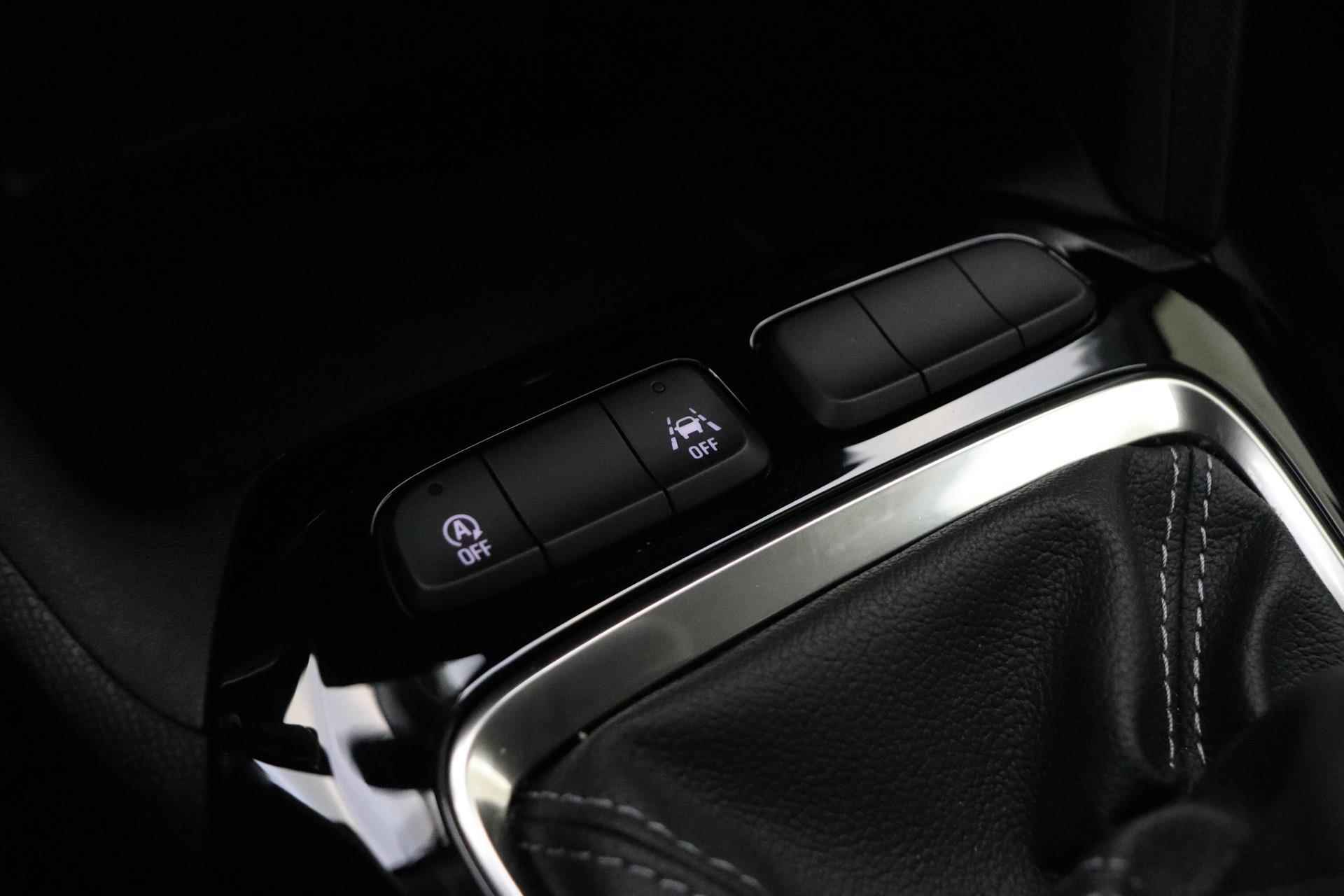 Opel Corsa 1.2 Elegance 100 PK | Navigatie | Climate control | Stoel & Stuurverwarming | 17" Lichtmetalen velgen | LED Verlichting - 23/35