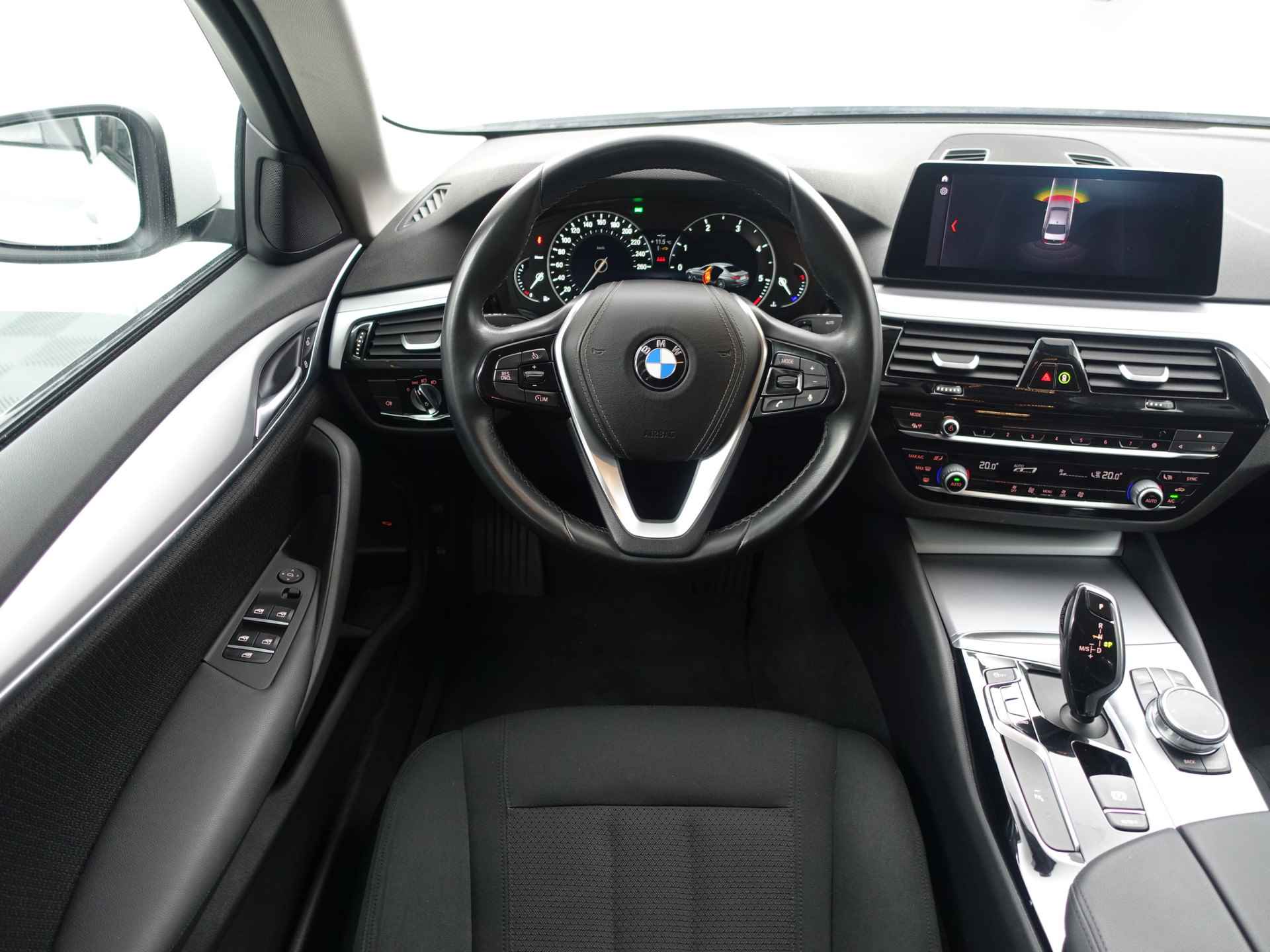 BMW 5 Serie 520d M Sport High Exe Aut- Xenon Led, Park Assist, Navi, Virtual Cockpit, Elek Stoel - 7/41
