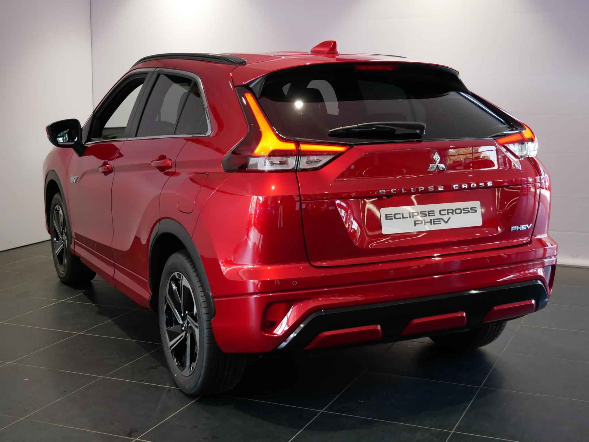 Mitsubishi Eclipse Cross 2.4 PHEV Intense+ uitverkoop € 8500,- Korting nog twee stuks | 8 jaar garantie - 7/50