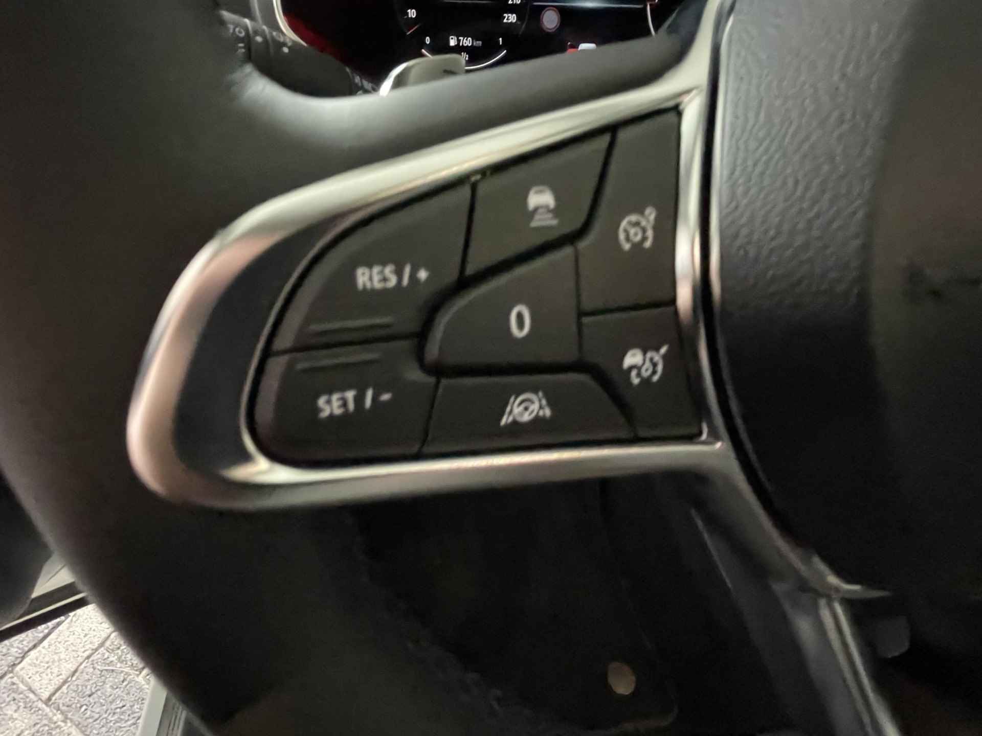 Renault Captur 1.3 Mild Hybrid 160 EDC Iconic Automaat / Navigatie / Cruise / Clima / 360 gr Camera / Blind spot detectie / LM Velgen / Bose - 19/32
