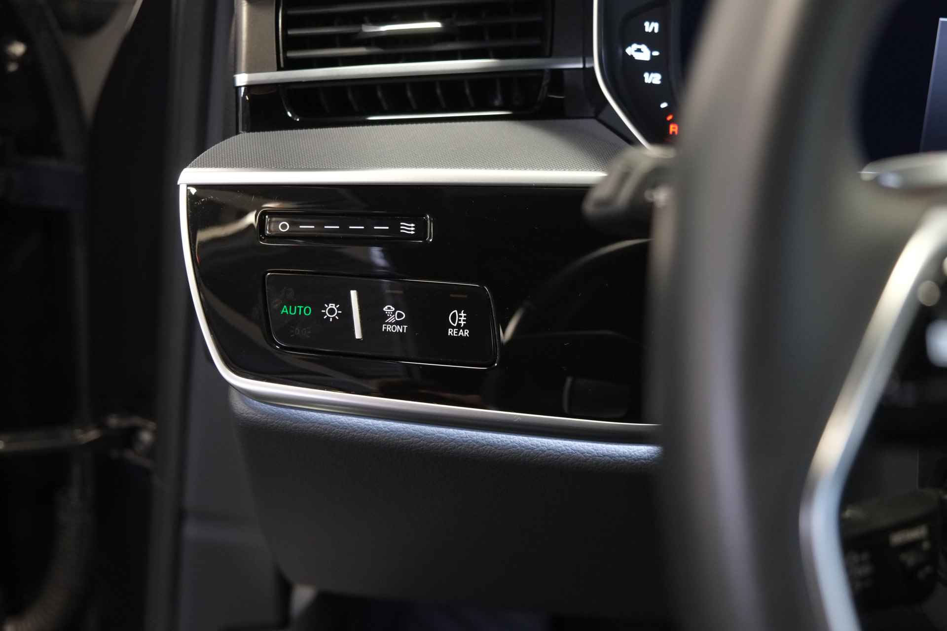 Audi A8 60 TFSI e quattro Lang / Luchtvering / ACC / Draadloos Carplay - 20/50