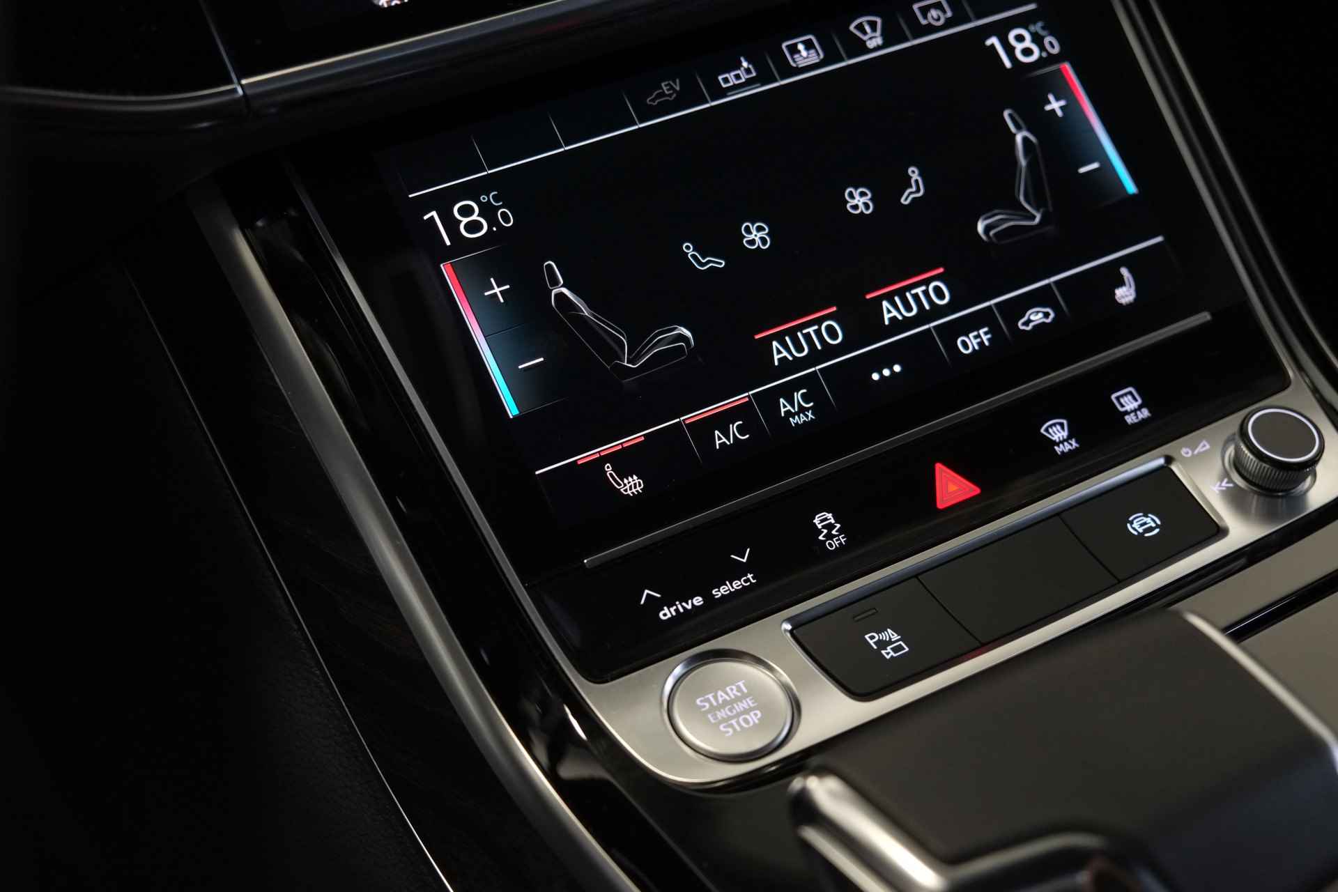 Audi A8 60 TFSI e quattro Lang / Luchtvering / ACC / Draadloos Carplay - 38/50