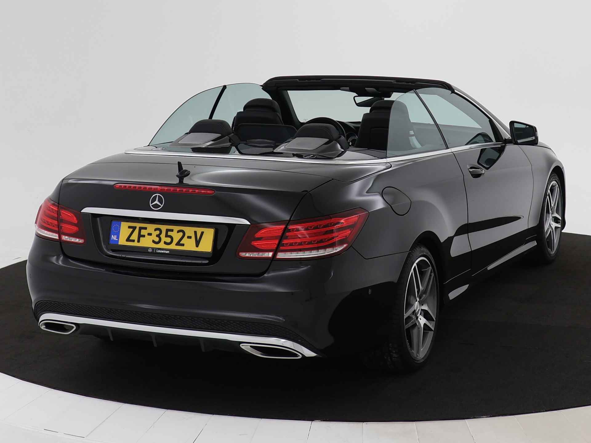 Mercedes-Benz E-Klasse Cabrio 200 Edition Sport Limited | 5 spaaks AMG LM velgen | Navigatie | Parking support | Louwman Basis Pakket - 14/44