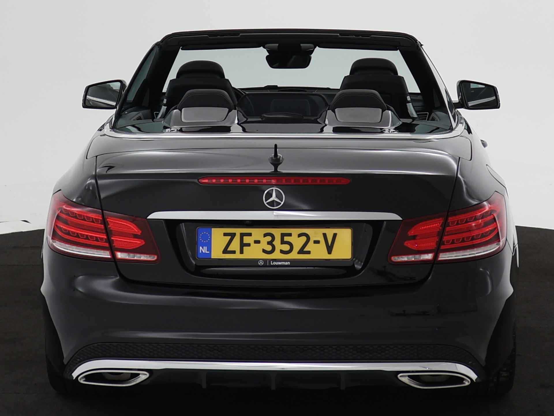 Mercedes-Benz E-Klasse Cabrio 200 Edition Sport Limited | 5 spaaks AMG LM velgen | Navigatie | Parking support | Louwman Basis Pakket - 24/44