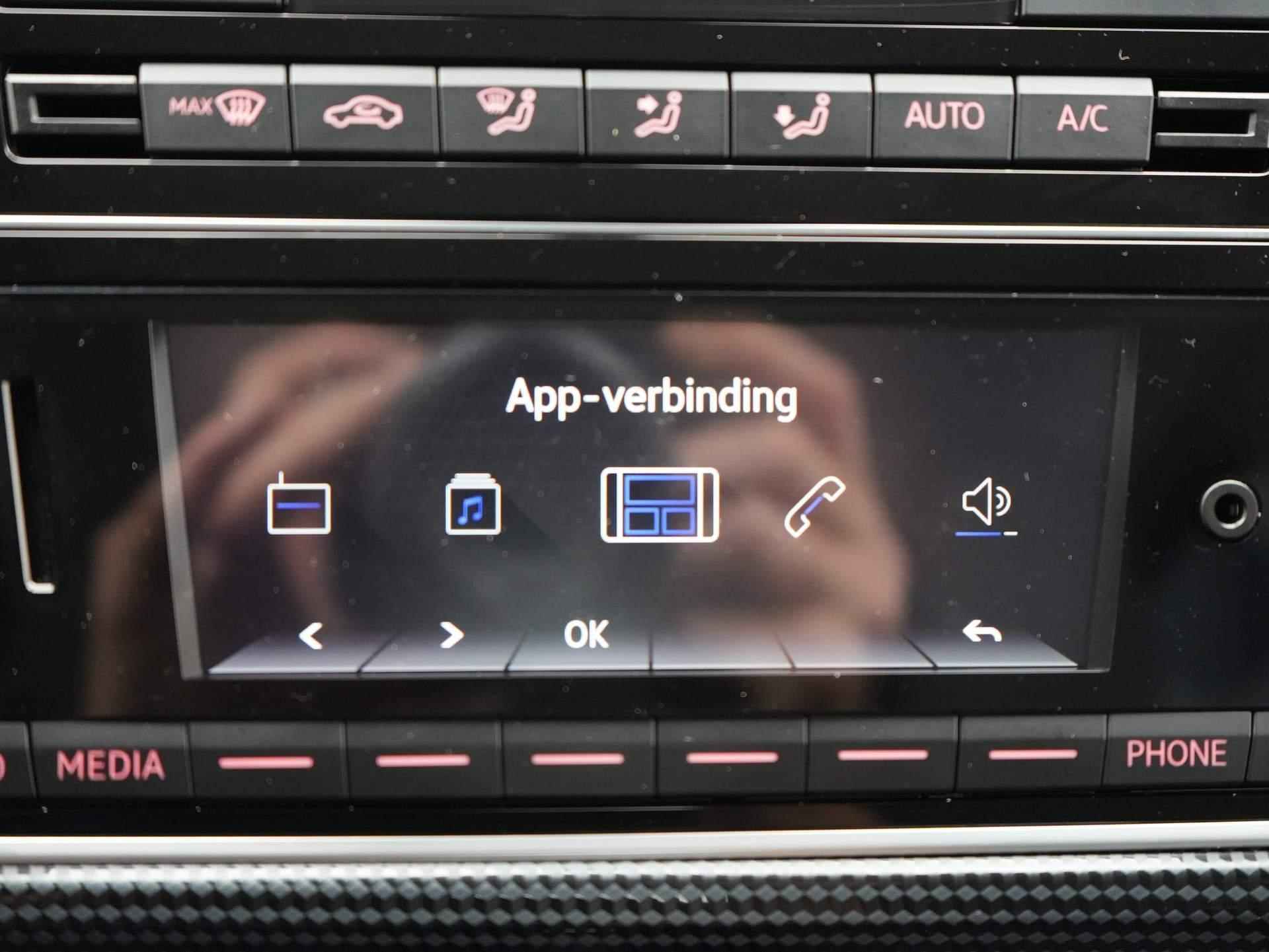 Volkswagen e-Up! e-up! / Camera / Cruise Control / Stoelverwarming - 28/34