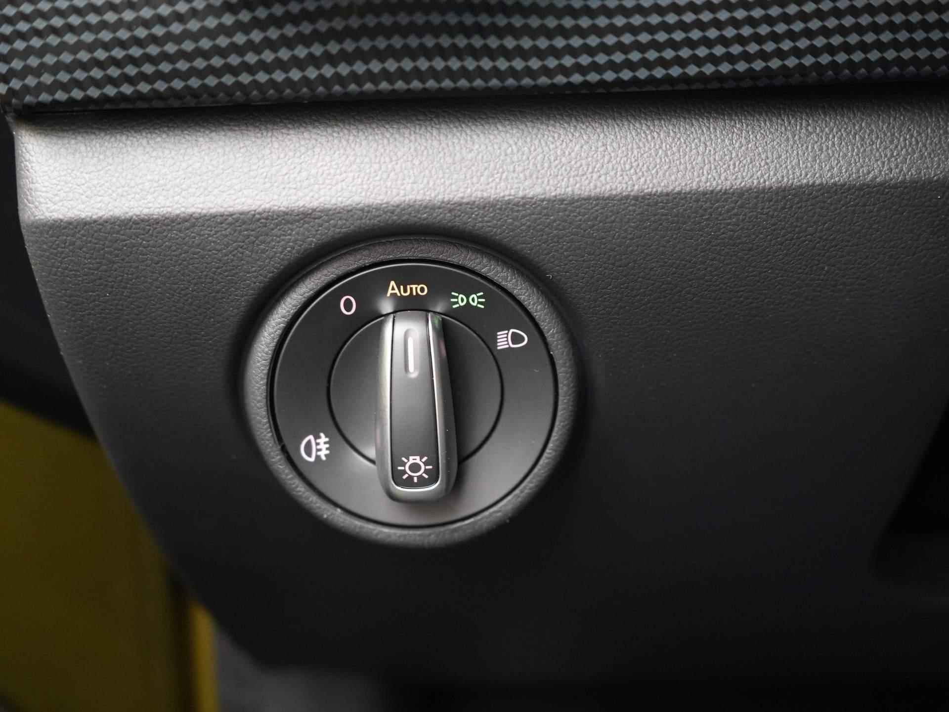 Volkswagen e-Up! e-up! / Camera / Cruise Control / Stoelverwarming - 32/34