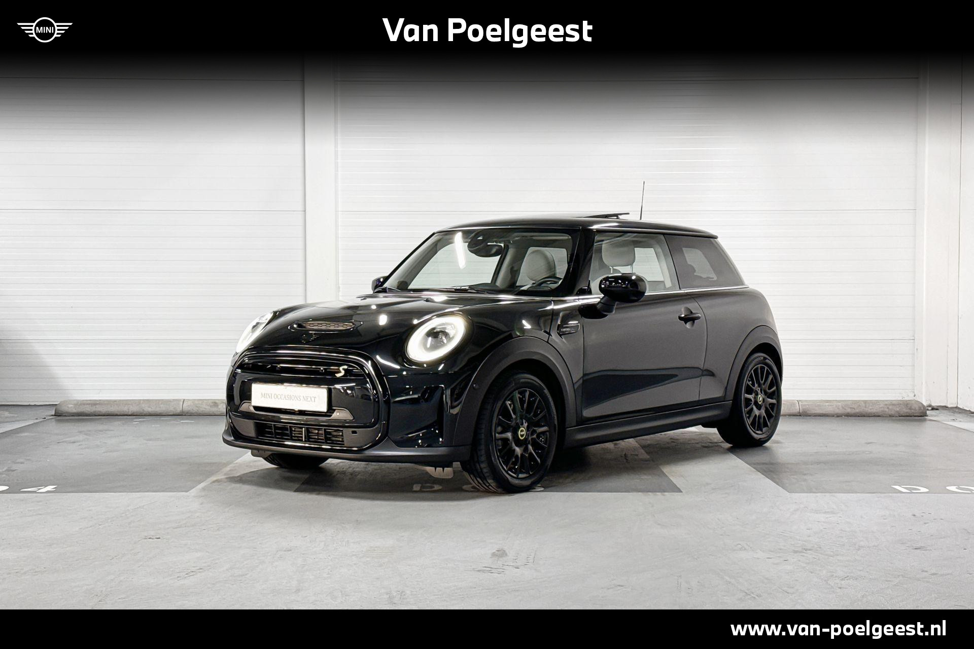 MINI 3-deurs Electric | Achteruitrijcamera | Panoramadak | Apple CarPlay