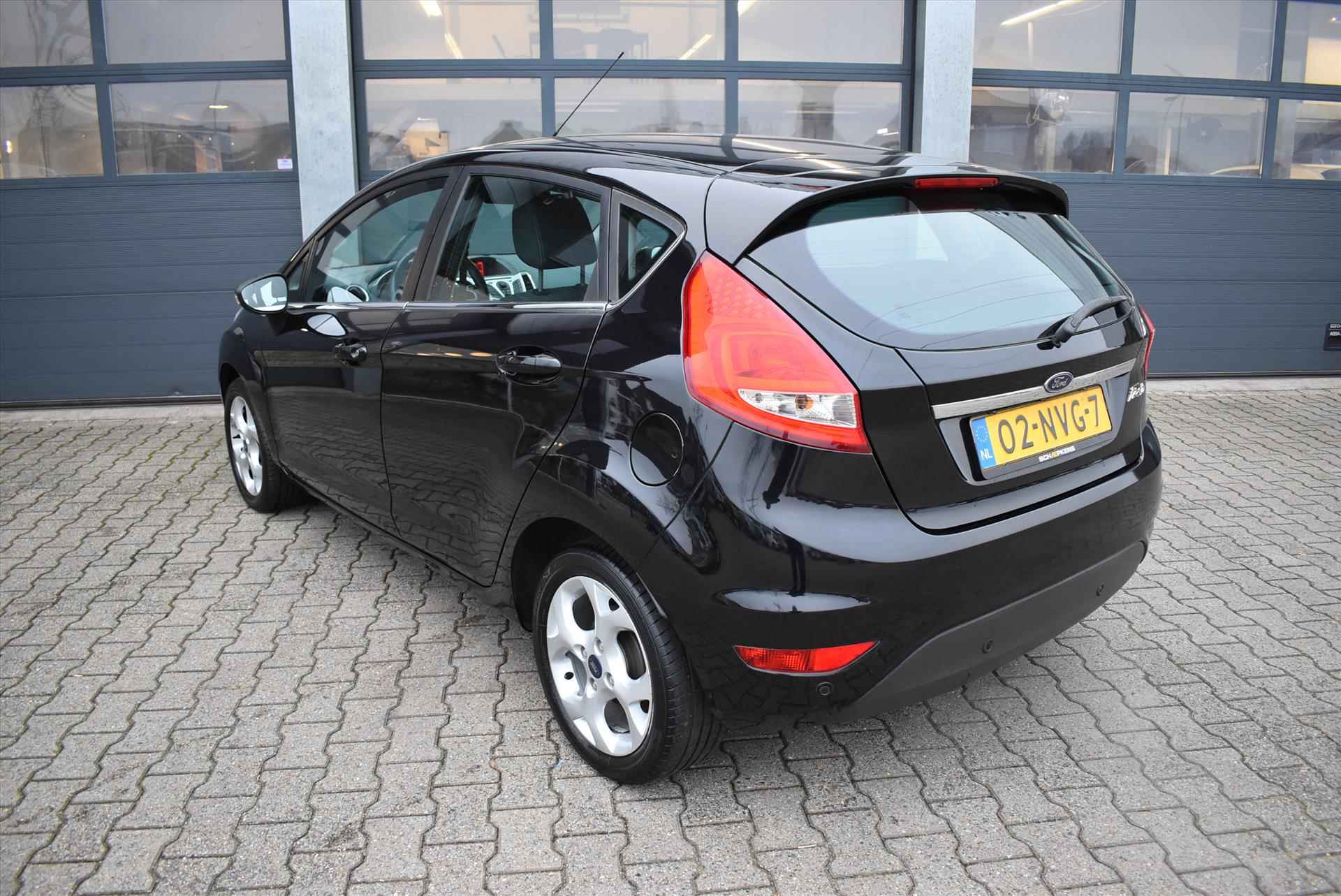 FORD Fiesta 1.25 82pk Titanium - 3/27