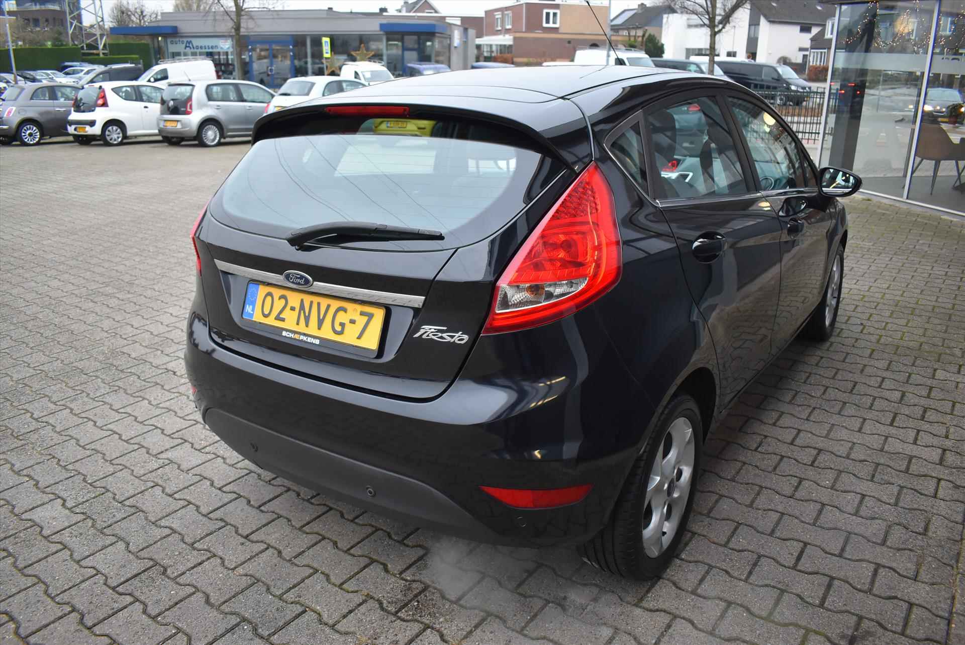 FORD Fiesta 1.25 82pk Titanium - 13/27