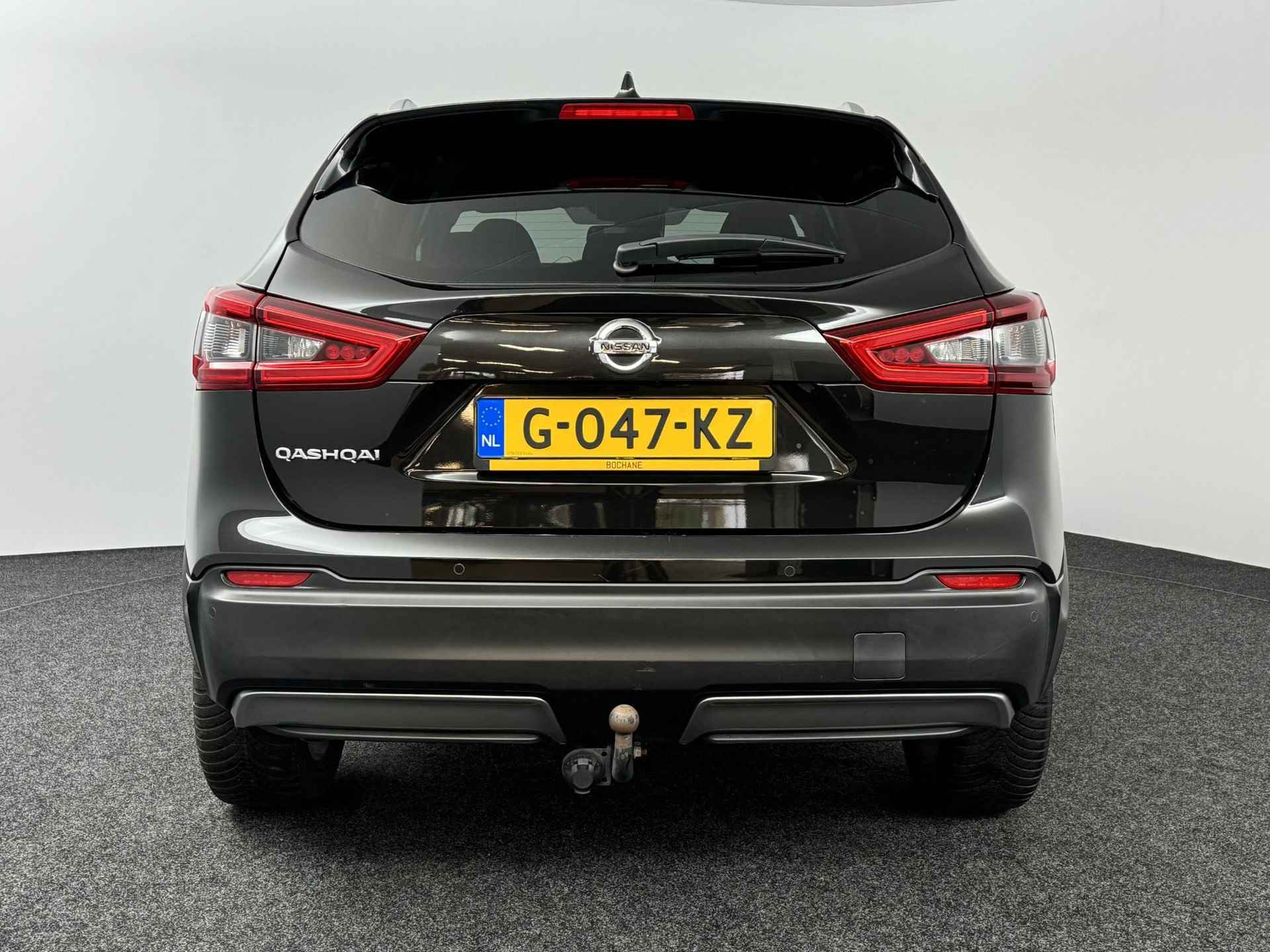 Nissan Qashqai 1.3 DIG-T 159 Tekna Navigatiesysteem | Achteruitrijcamera | Trekhaak - 17/46