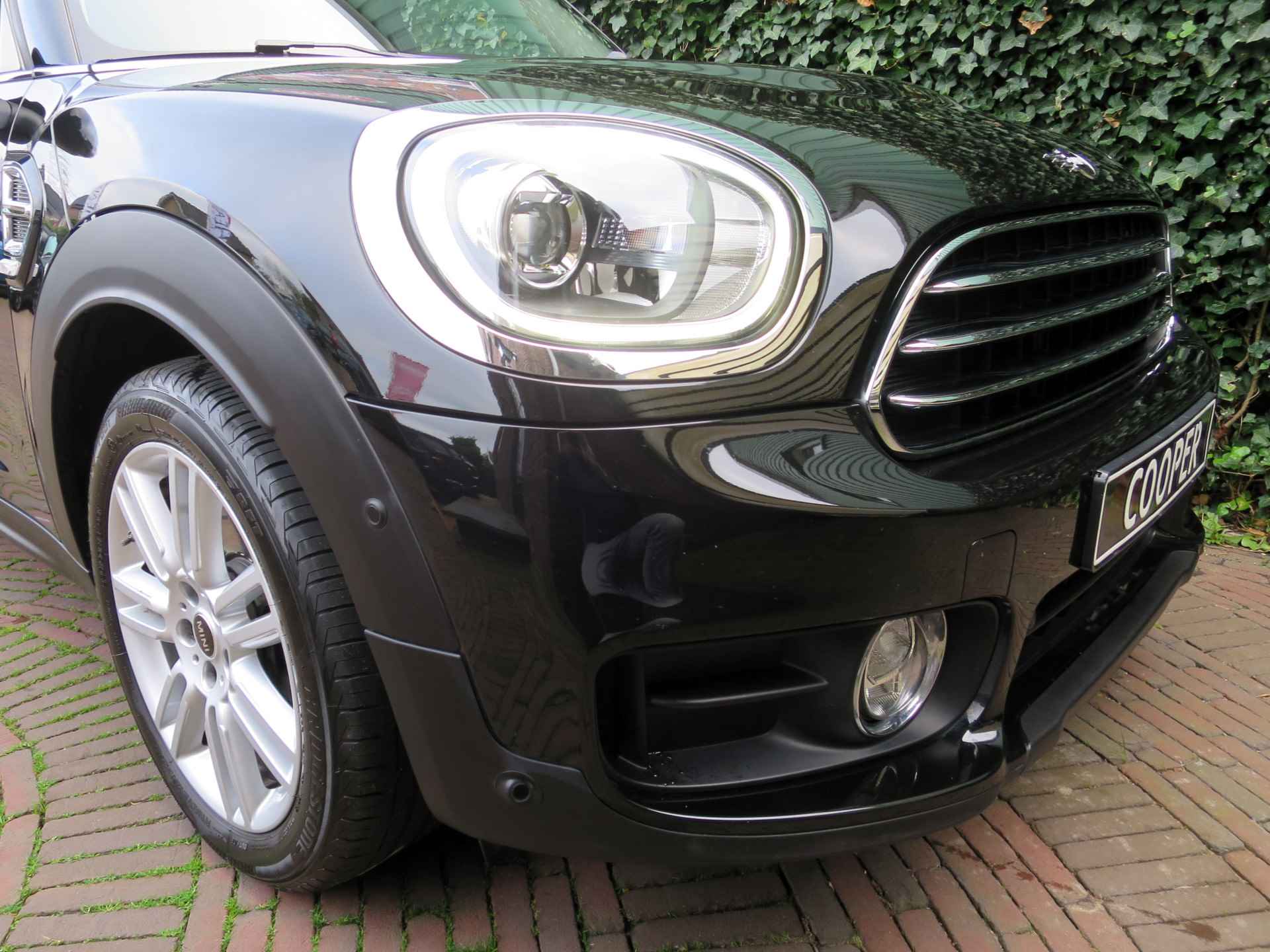 MINI Countryman 1.5 Cooper Chili F60 automaat met DAB, Apple CarPlay, ACC, LED en 18" - 27/46