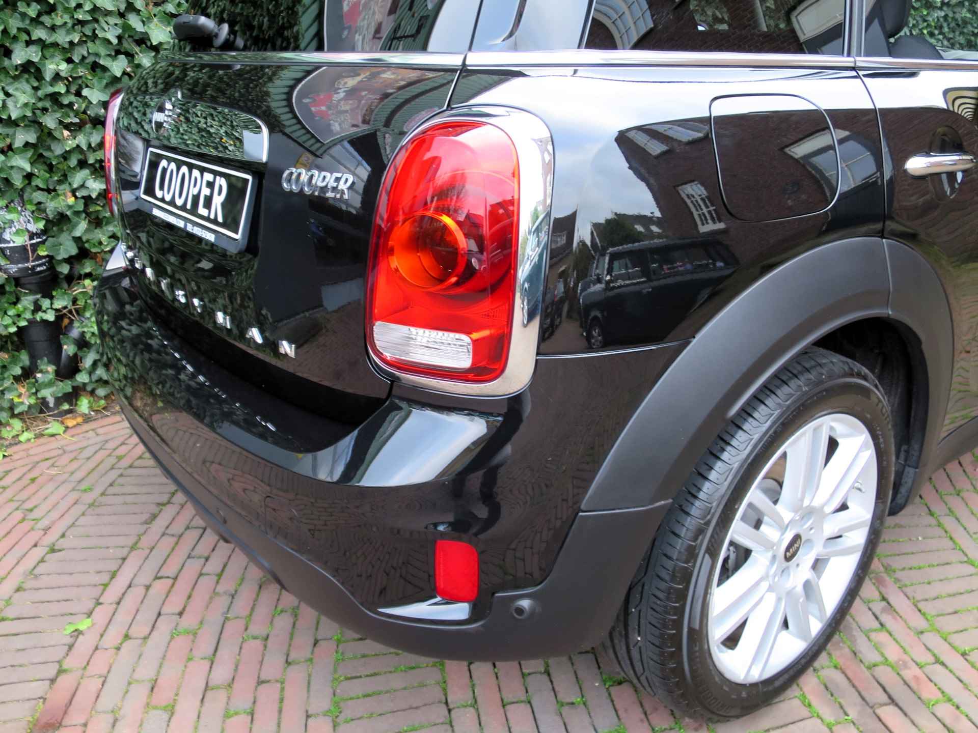 MINI Countryman 1.5 Cooper Chili F60 automaat met DAB, Apple CarPlay, ACC, LED en 18" - 29/46