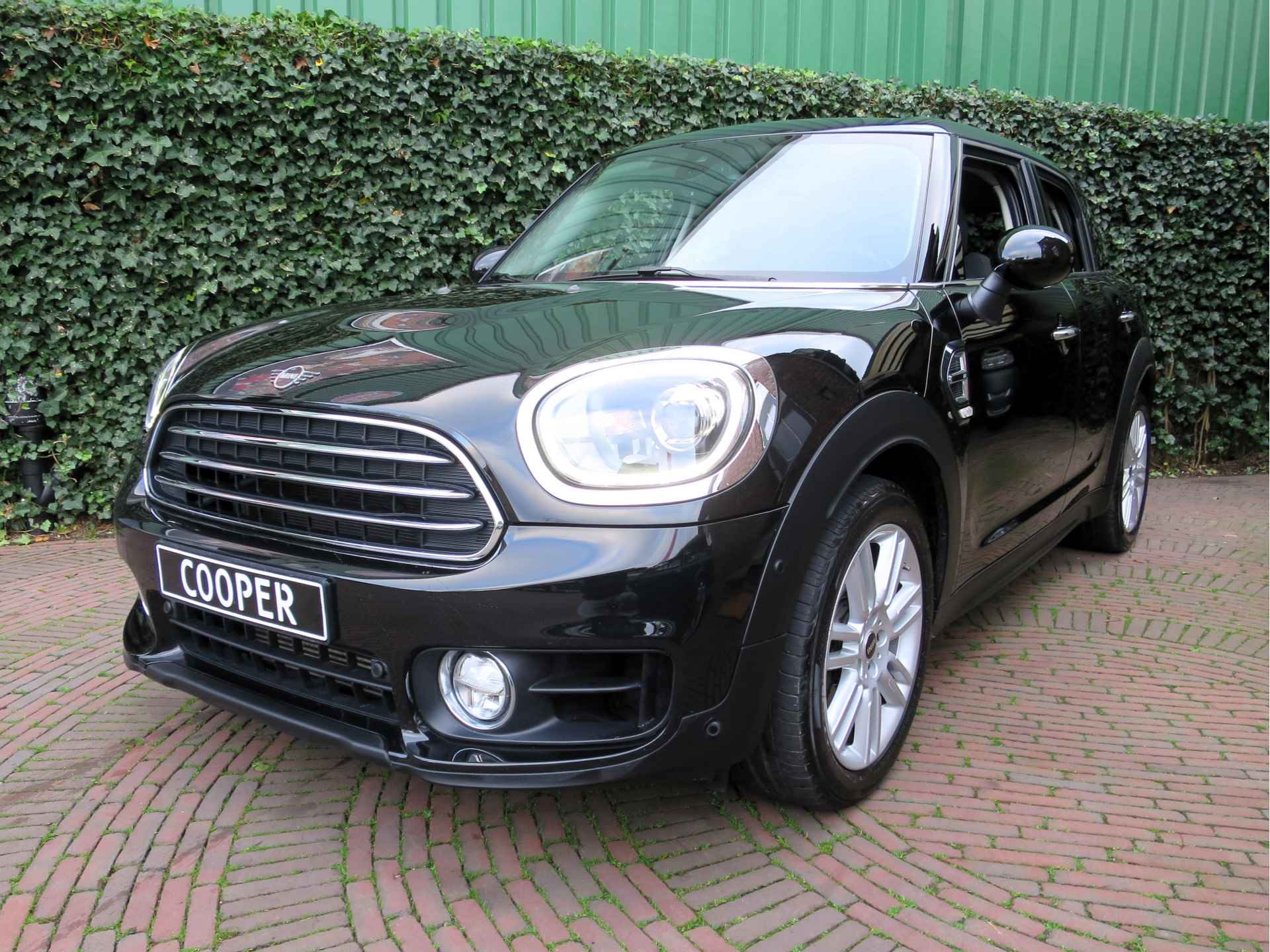 MINI Countryman 1.5 Cooper Chili F60 automaat met DAB, Apple CarPlay, ACC, LED en 18" - 31/46