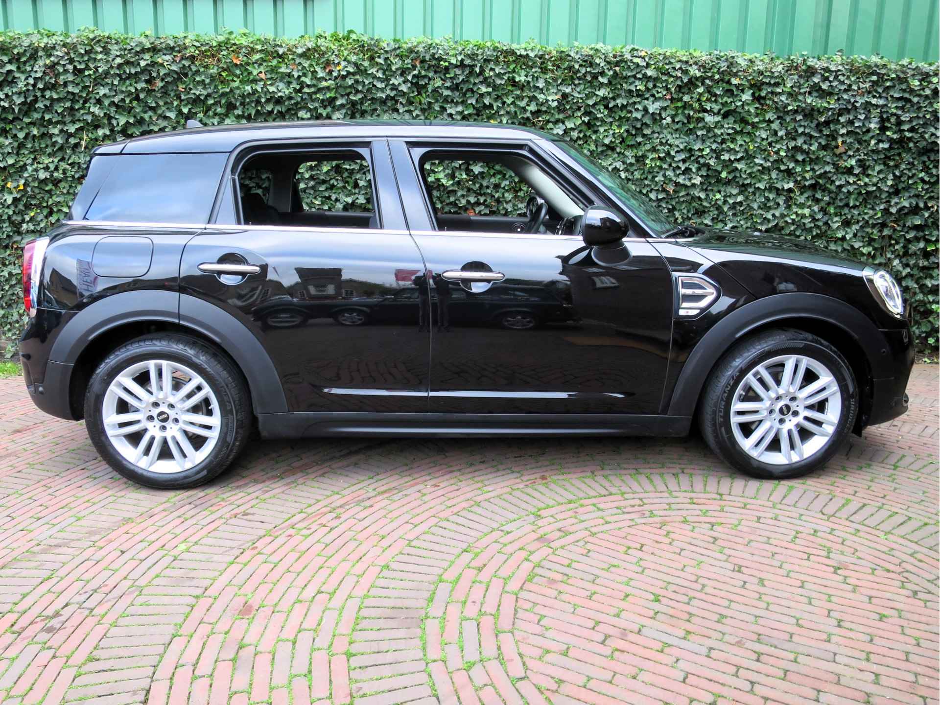 MINI Countryman 1.5 Cooper Chili F60 automaat met DAB, Apple CarPlay, ACC, LED en 18" - 35/46