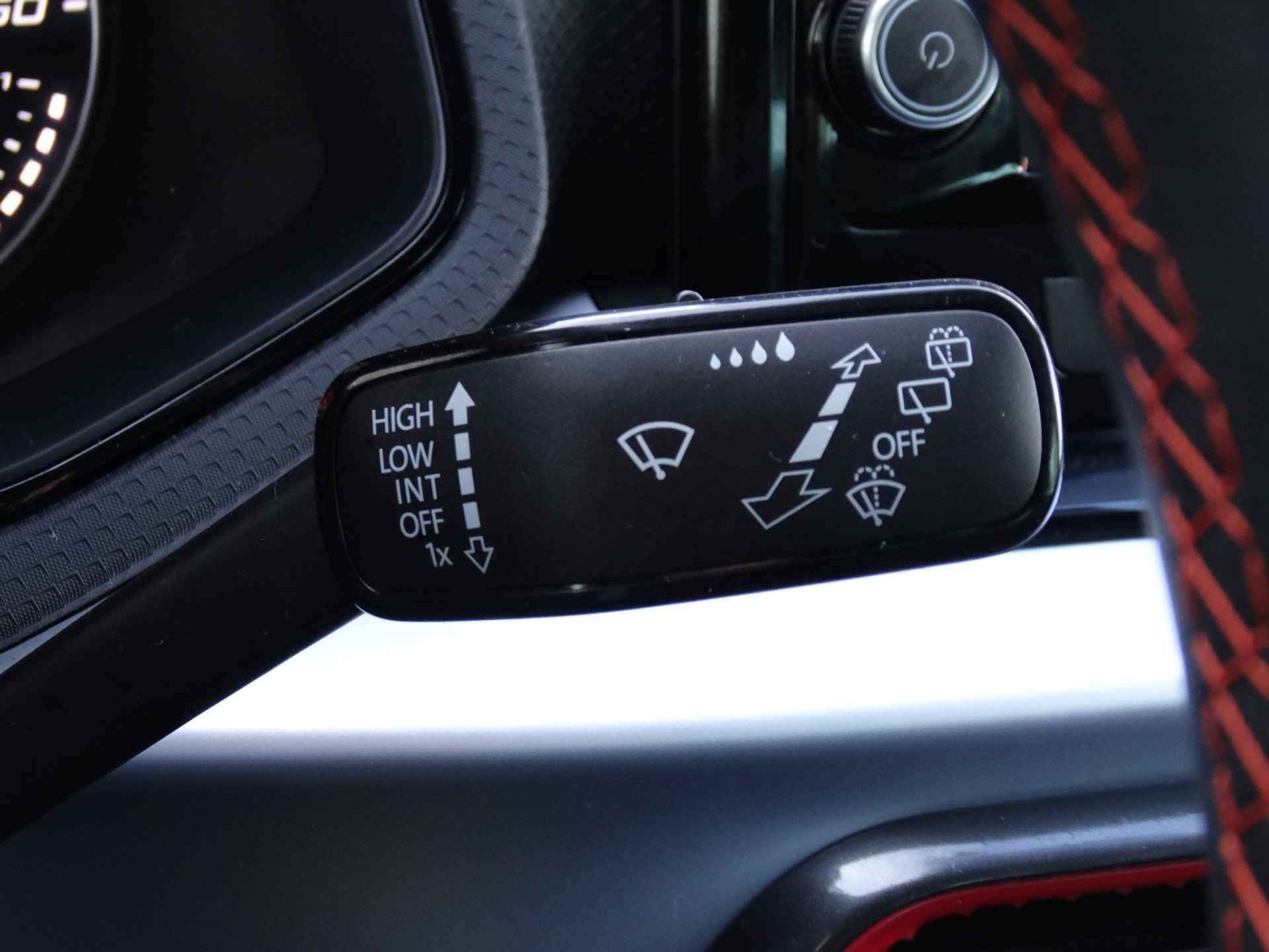 SEAT Ibiza 1.5 TSI 150 PK DSG Sport | Parkeersensoren voor + achter | Climate Control | Carplay - 20/28