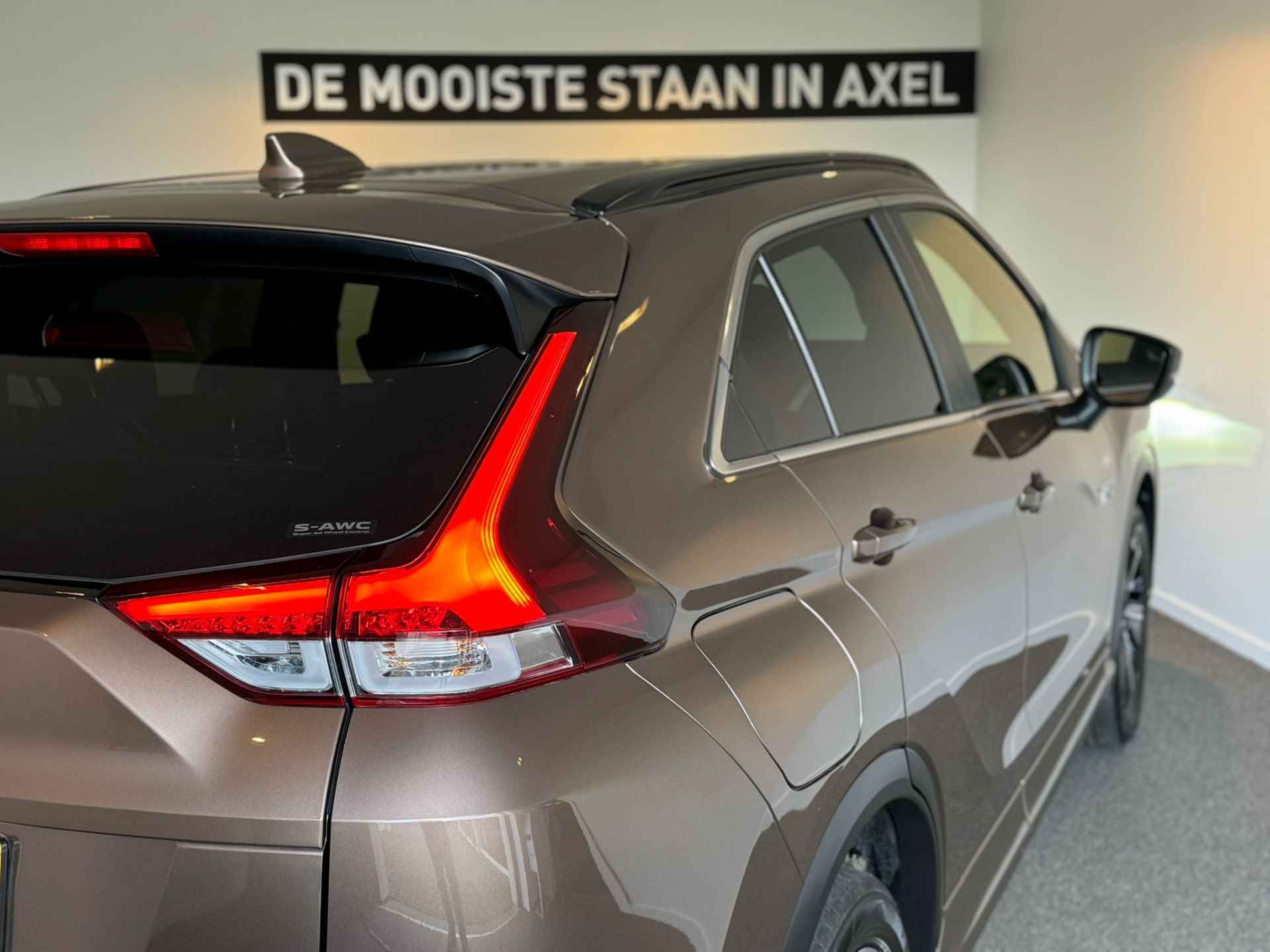 Mitsubishi Eclipse Cross 2.4 PHEV Executive - 11/40