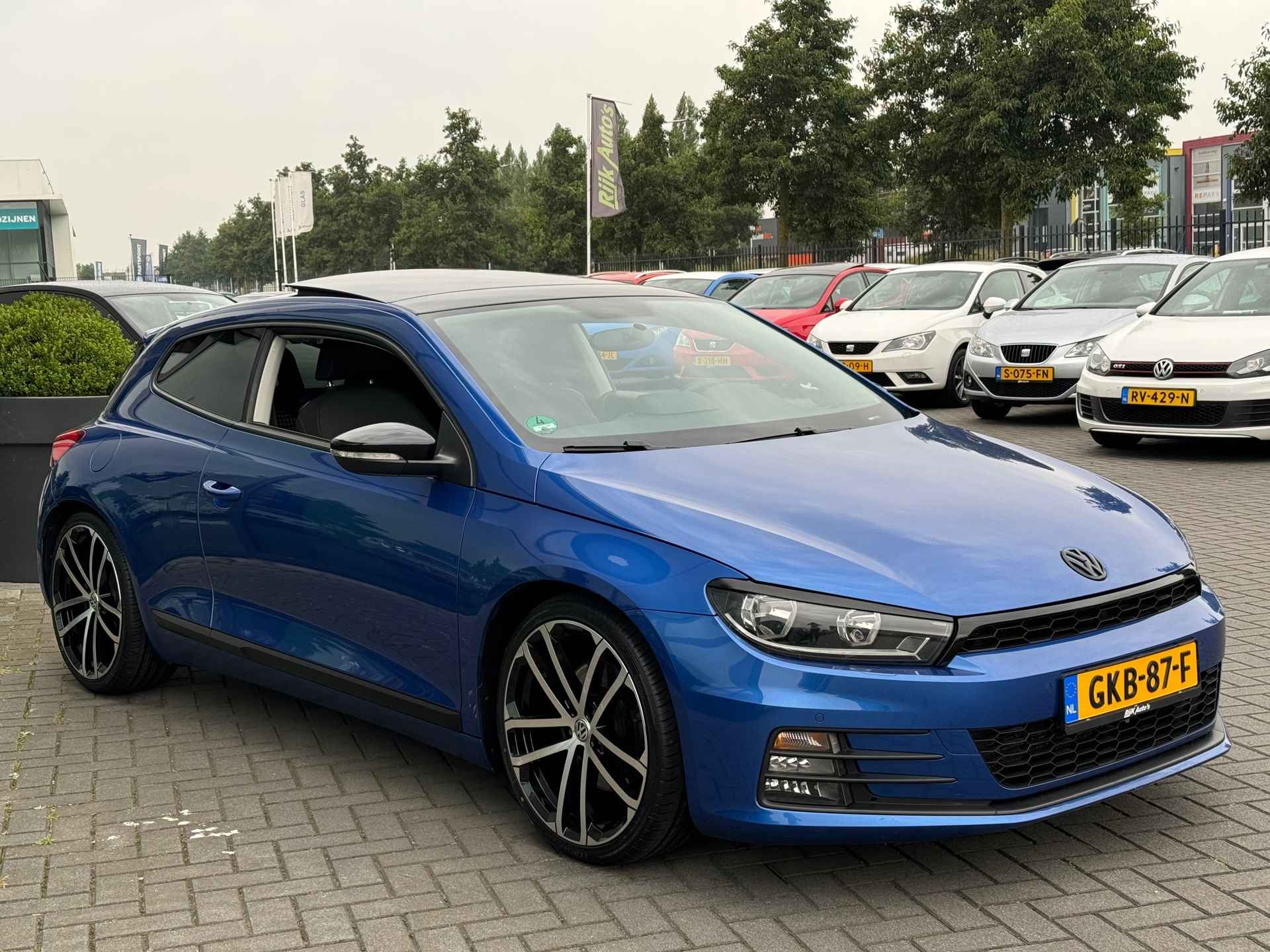 Volkswagen Scirocco 2.0 TSI * Panoramadak * Cruise Control * Stoelverwarming - 4/27