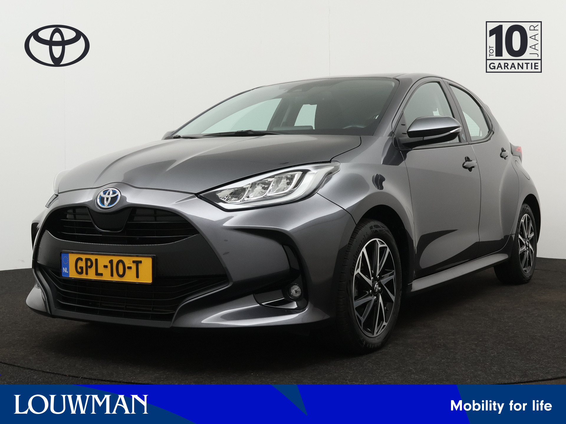 Toyota Yaris 1.5 Hybrid Dynamic Limited | LM velgen | Stoelverwarming |