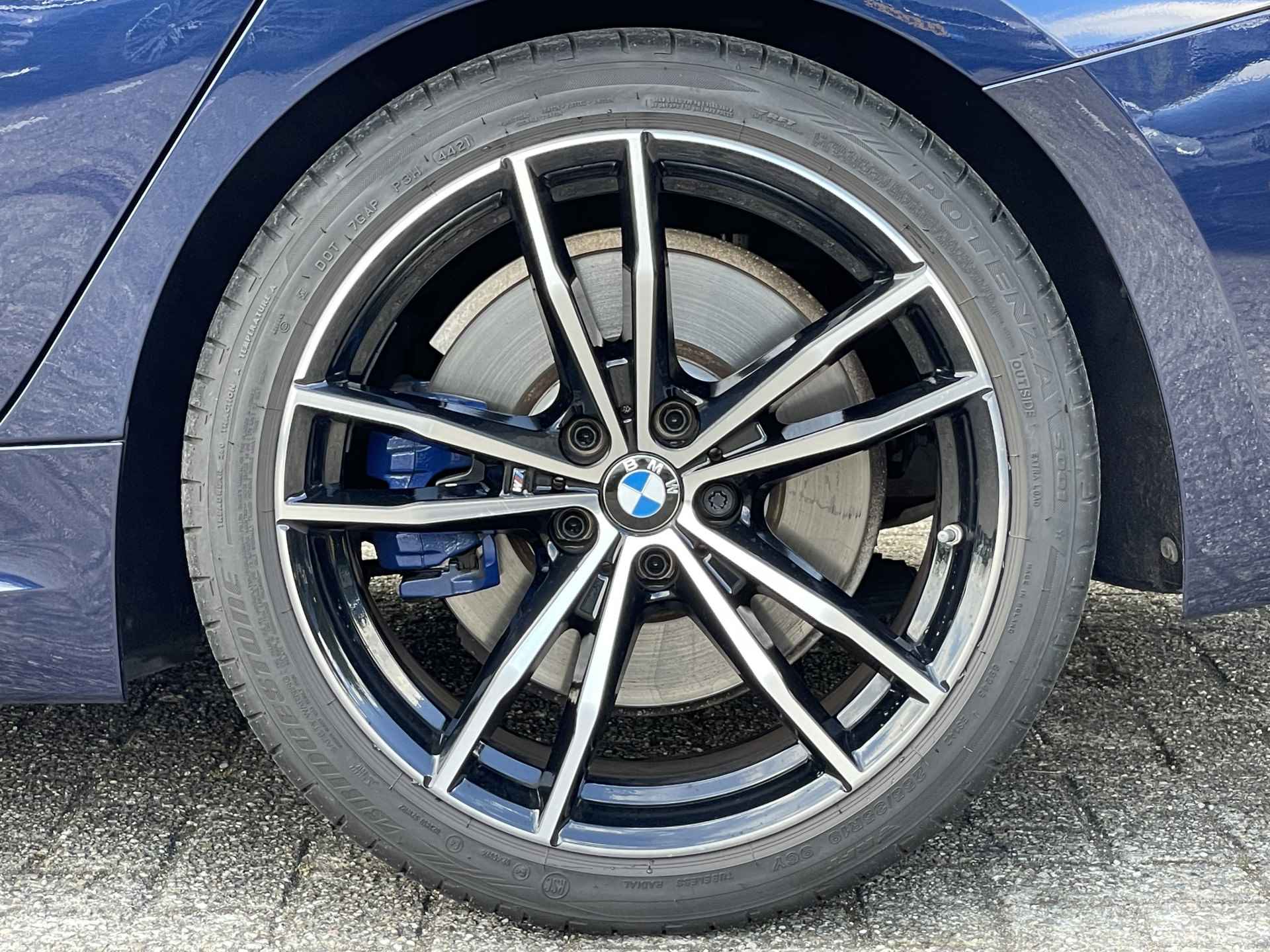 BMW 3 Serie Touring 330i High Exe | Individual | M-Sport | Volleder | 19'' | Panorama | HiFi - 5/33