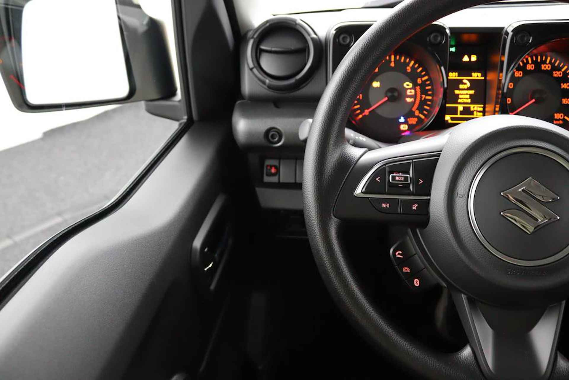 Suzuki Jimny 1.5 Professional | 4X4 | 6 Jaar Garantie | Nieuw | Direct Leverbaar | - 20/42