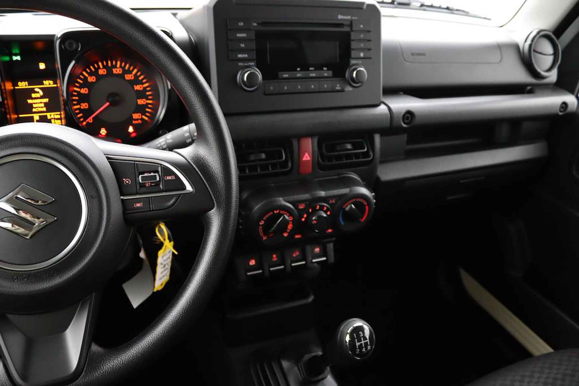 Suzuki Jimny 1.5 Professional | 4X4 | 6 Jaar Garantie | Nieuw | Direct Leverbaar | - 22/42