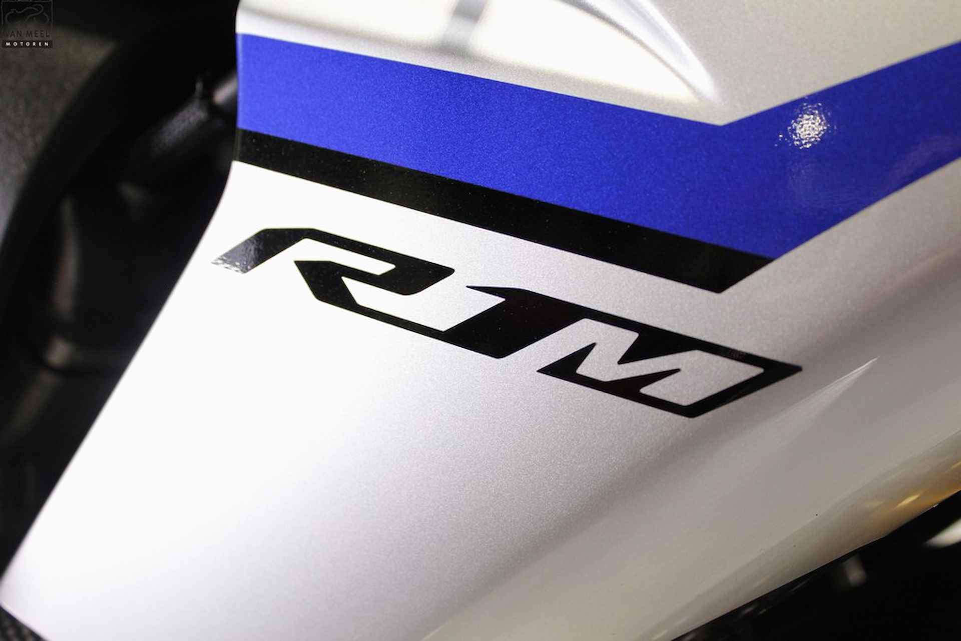 Yamaha R1 M - 9/22