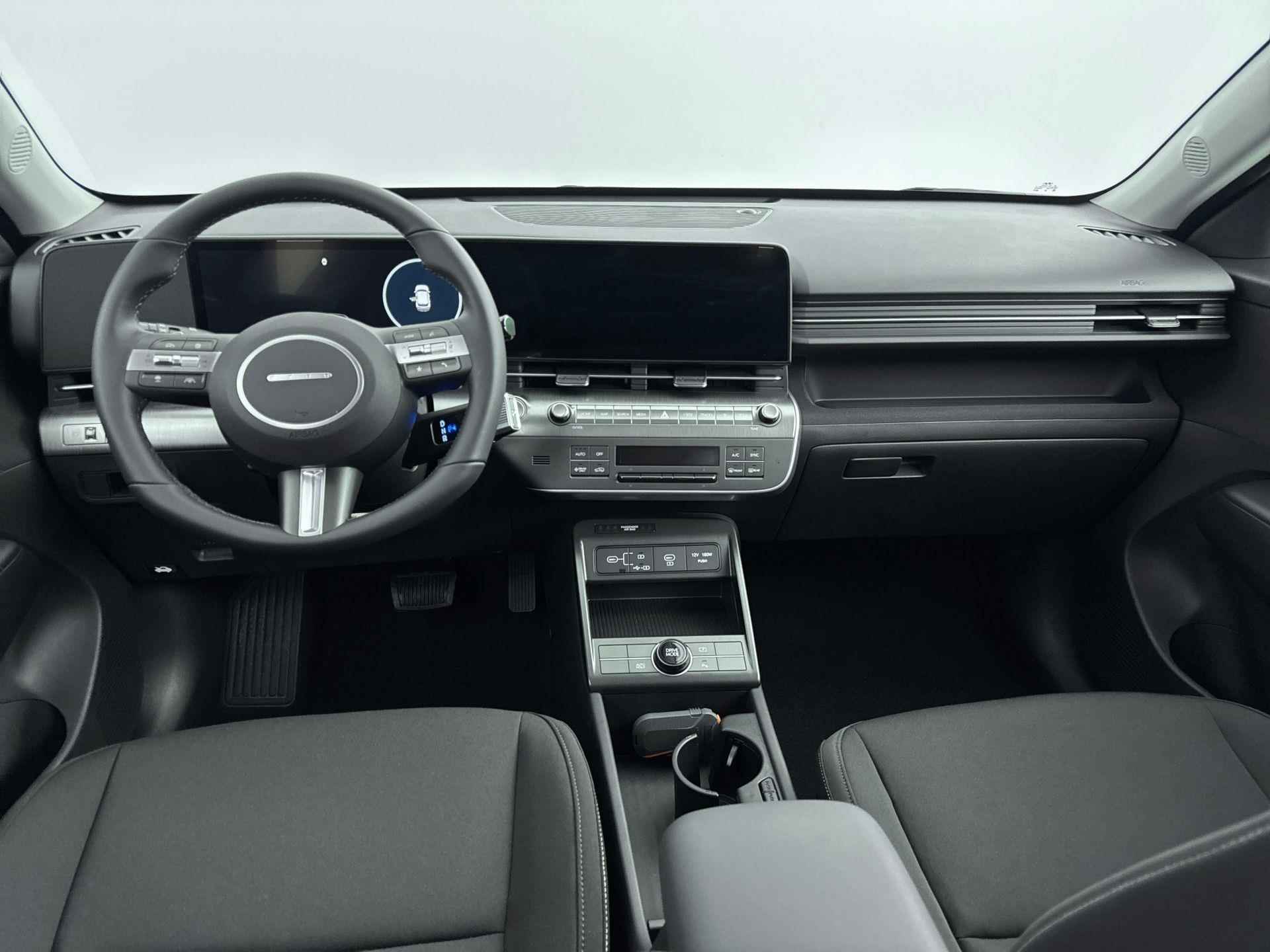 Hyundai Kona Electric Comfort 65.4 kWh | Incl. €4500,- Korting! | 514km Actieradius! | Bluelink app | Navigatie | Camera | Adaptive cruise control | - 10/29