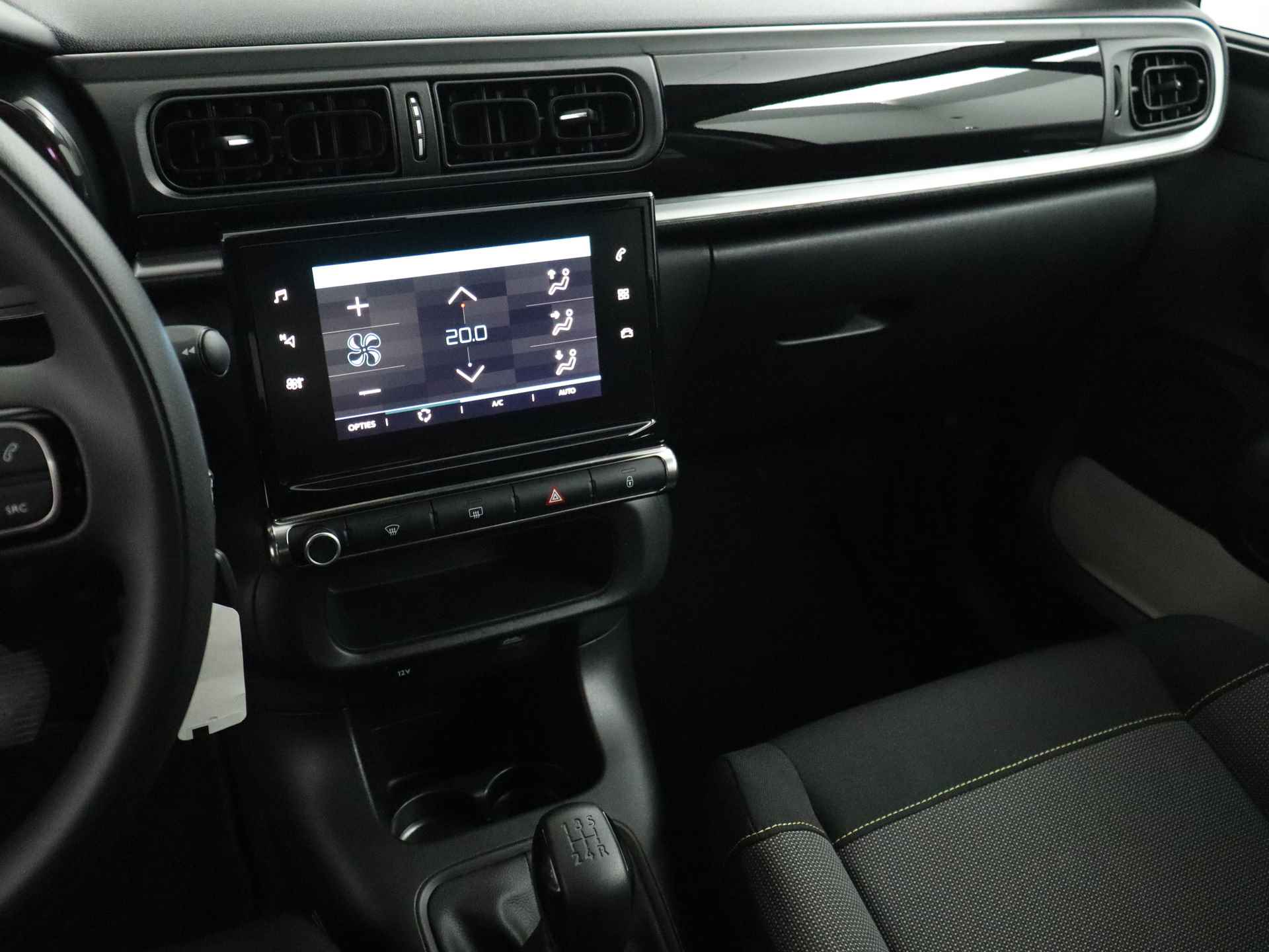 Citroën C3 PureTech 83pk Feel Edition | Rijklaar | Navigatie | parkeersensoren achter | Apple carplay / android auto | - 14/25