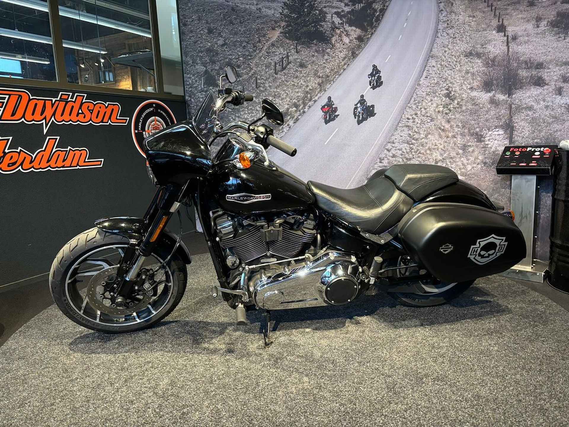 Harley-Davidson FLSB Sport Glide - 8/9