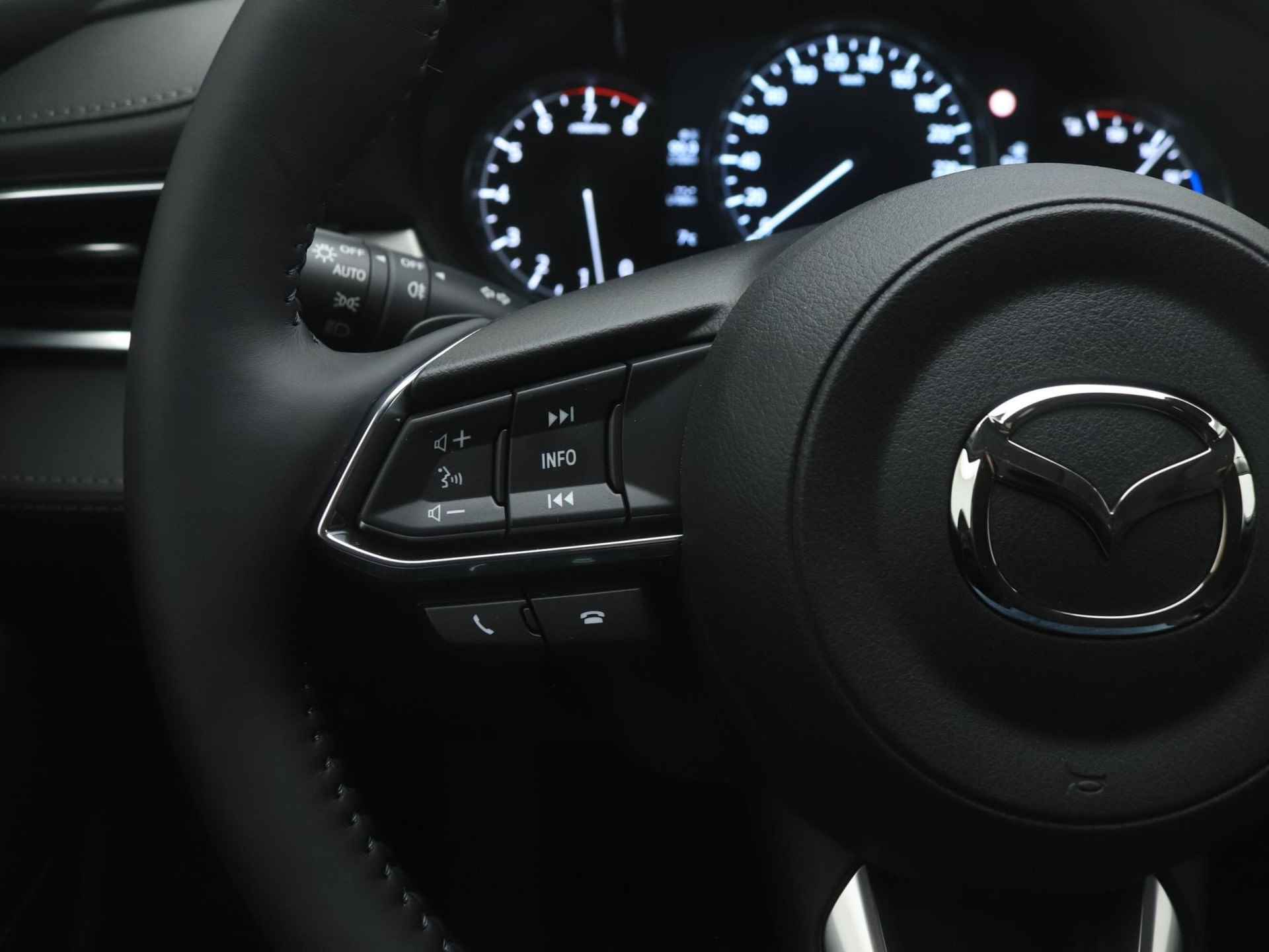 Mazda 6 Sportbreak 2.0 SkyActiv-G Exclusive-Line automaat | demo voordeel - 25/47