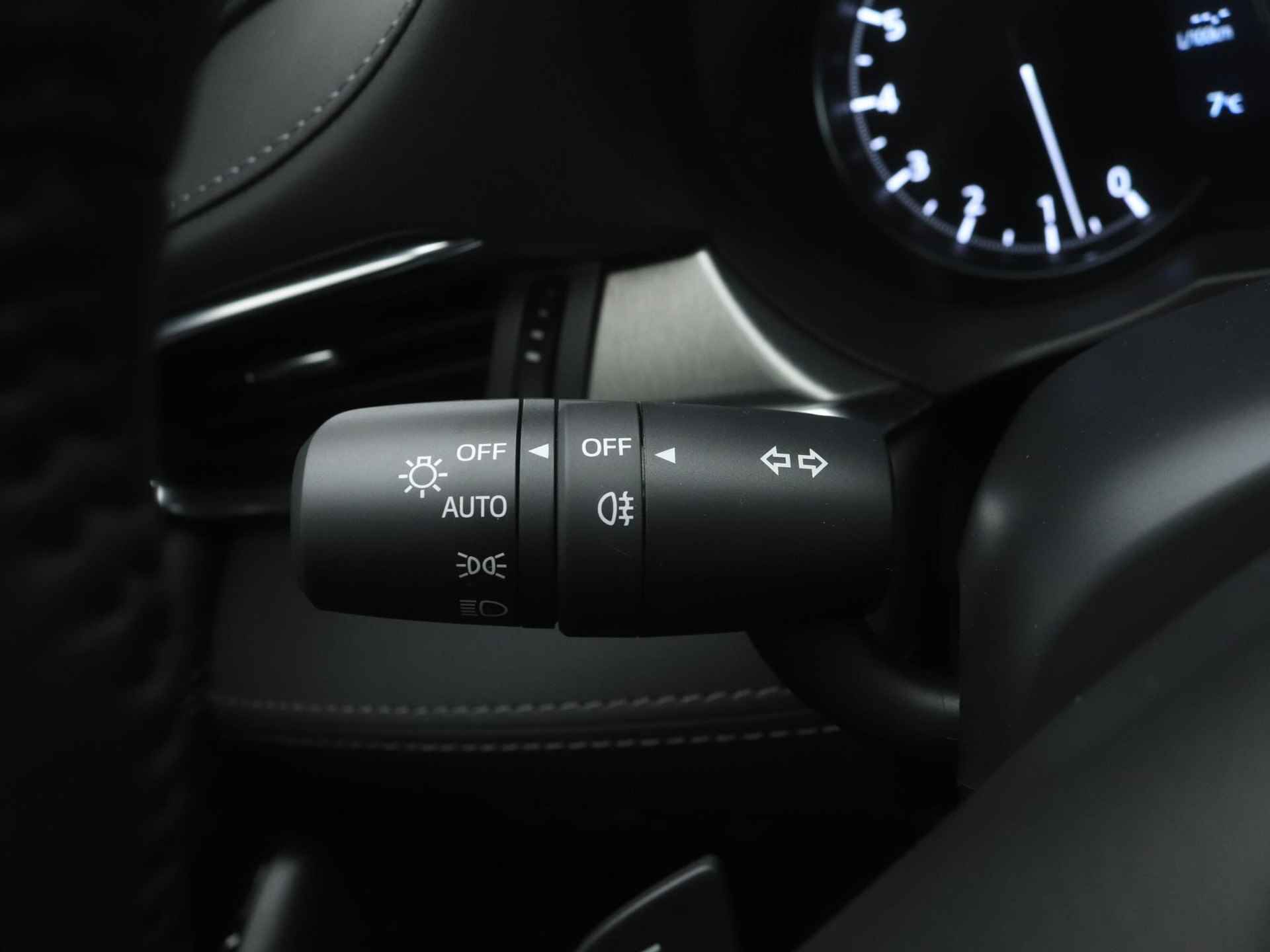 Mazda 6 Sportbreak 2.0 SkyActiv-G Exclusive-Line automaat | demo voordeel - 27/47