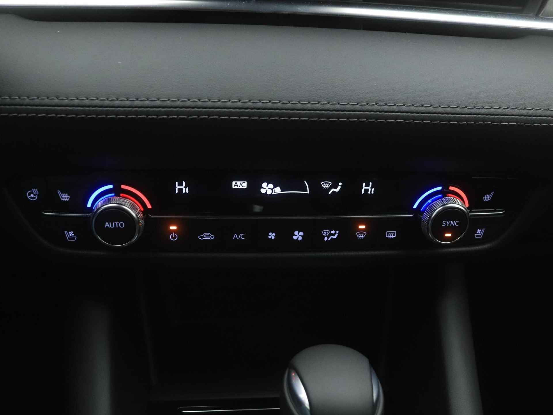 Mazda 6 Sportbreak 2.0 SkyActiv-G Exclusive-Line automaat | demo voordeel - 36/47
