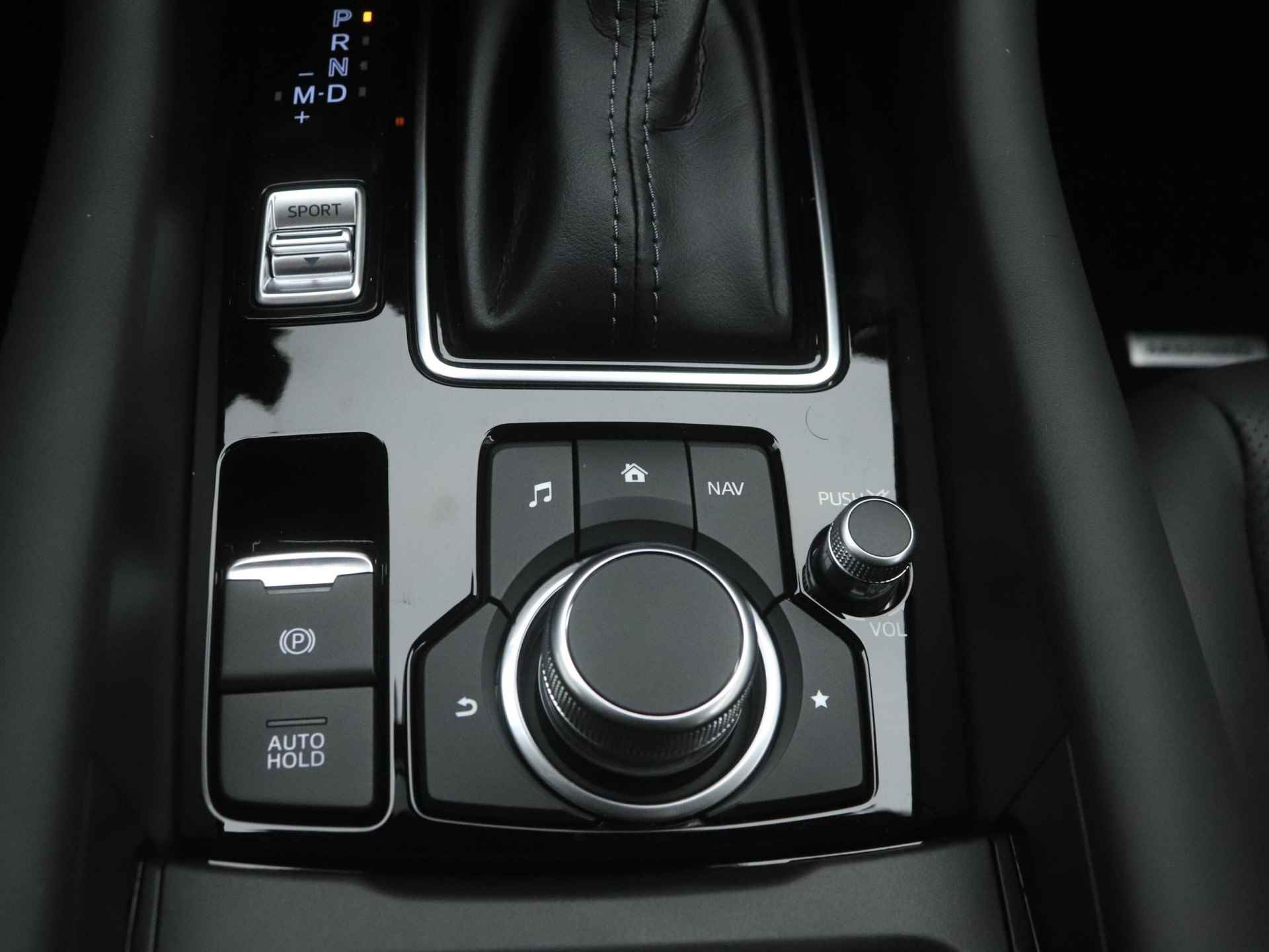 Mazda 6 Sportbreak 2.0 SkyActiv-G Exclusive-Line automaat | demo voordeel - 39/47