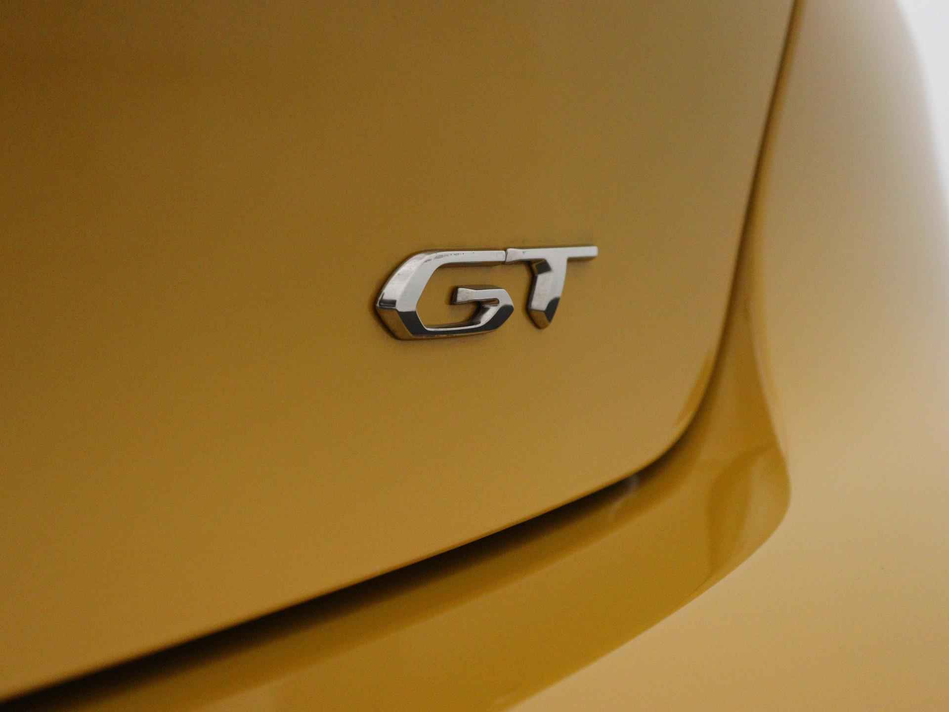 Peugeot e-208 EV 50 kWh GT 136pk Automaat | Navigatie | Dodehoek Detectie | Parkeersensoren Voor/ Achter | Licht Metalen Velgen 17" | Voorstoelen Verwarmd - 16/40